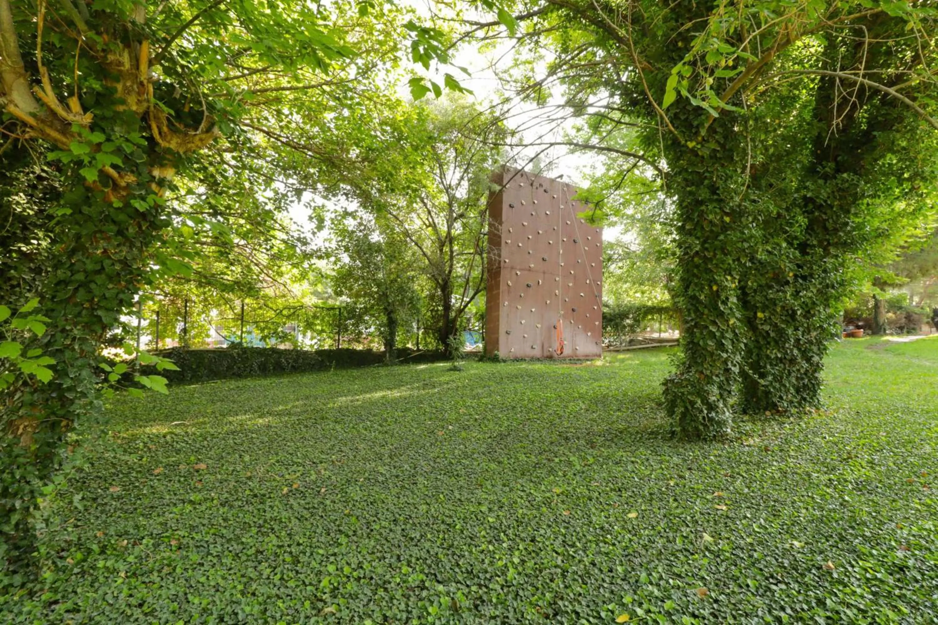 Garden in Lycus River Thermal Hotel