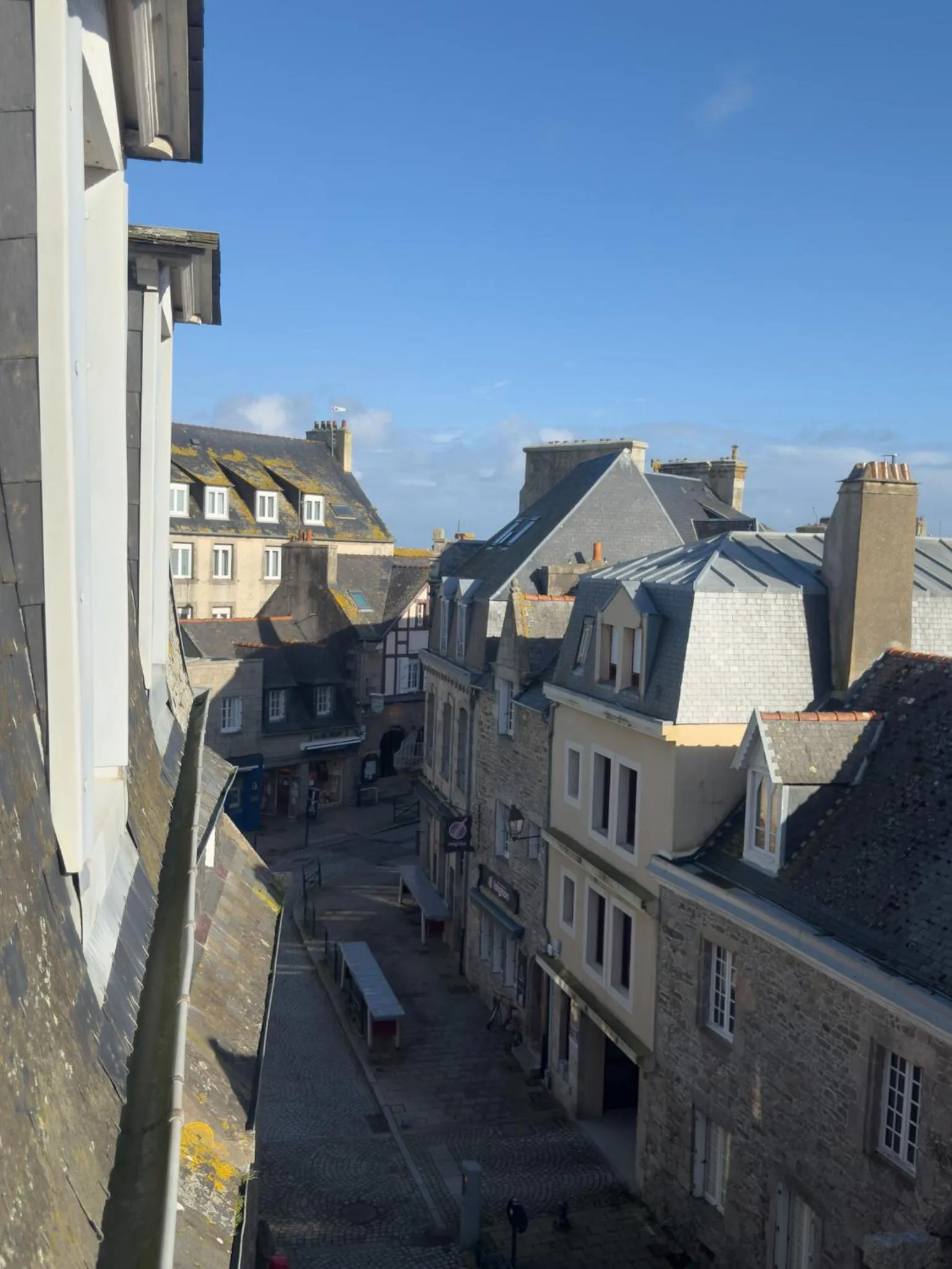 Logis Hôtel Les Chardons Bleus RESTAURANT LE BISTROT DE LA MER