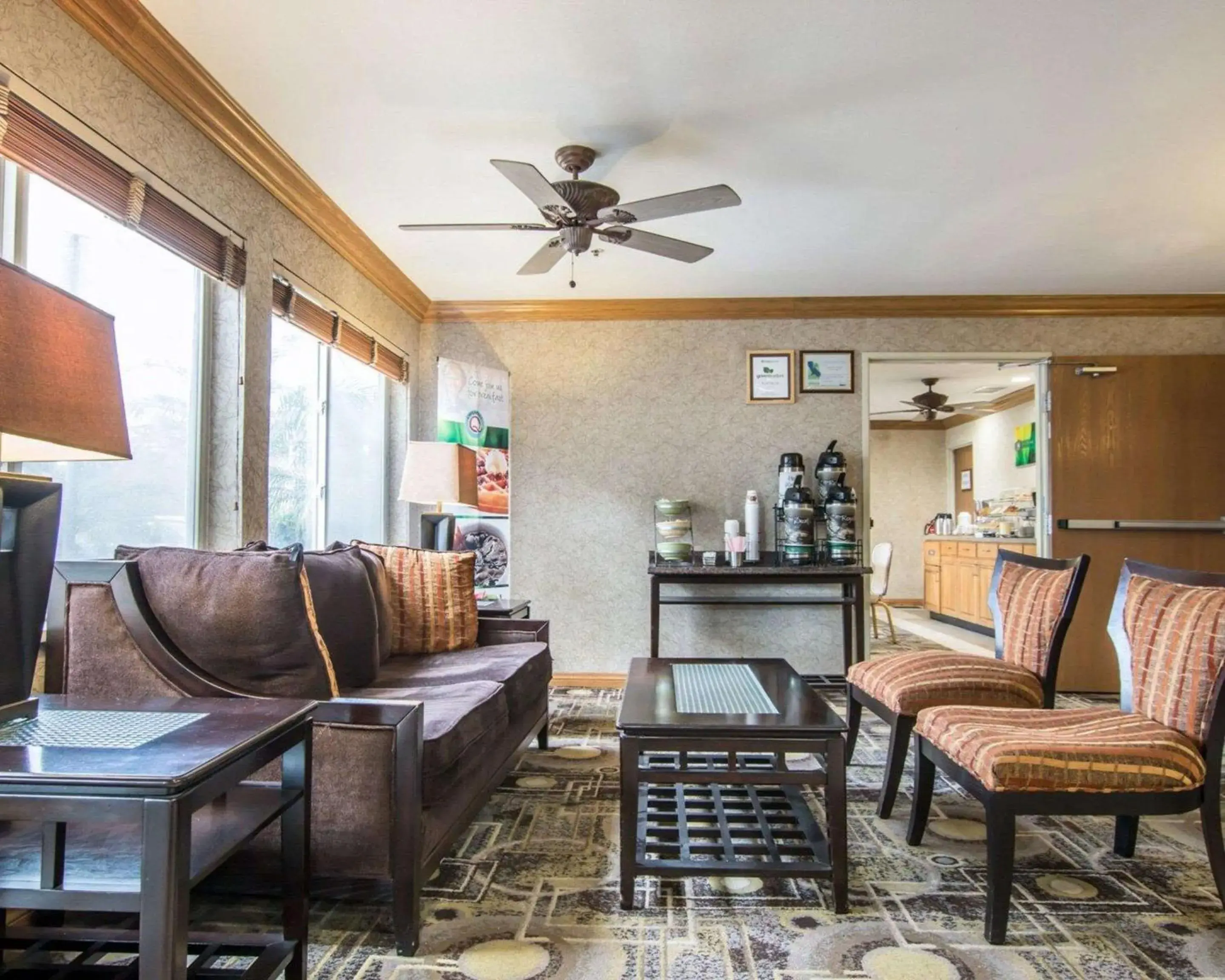 Lobby or reception in Quality Suites San Diego Otay Mesa Lobby or reception in Quality Suites San Diego Otay Mesa