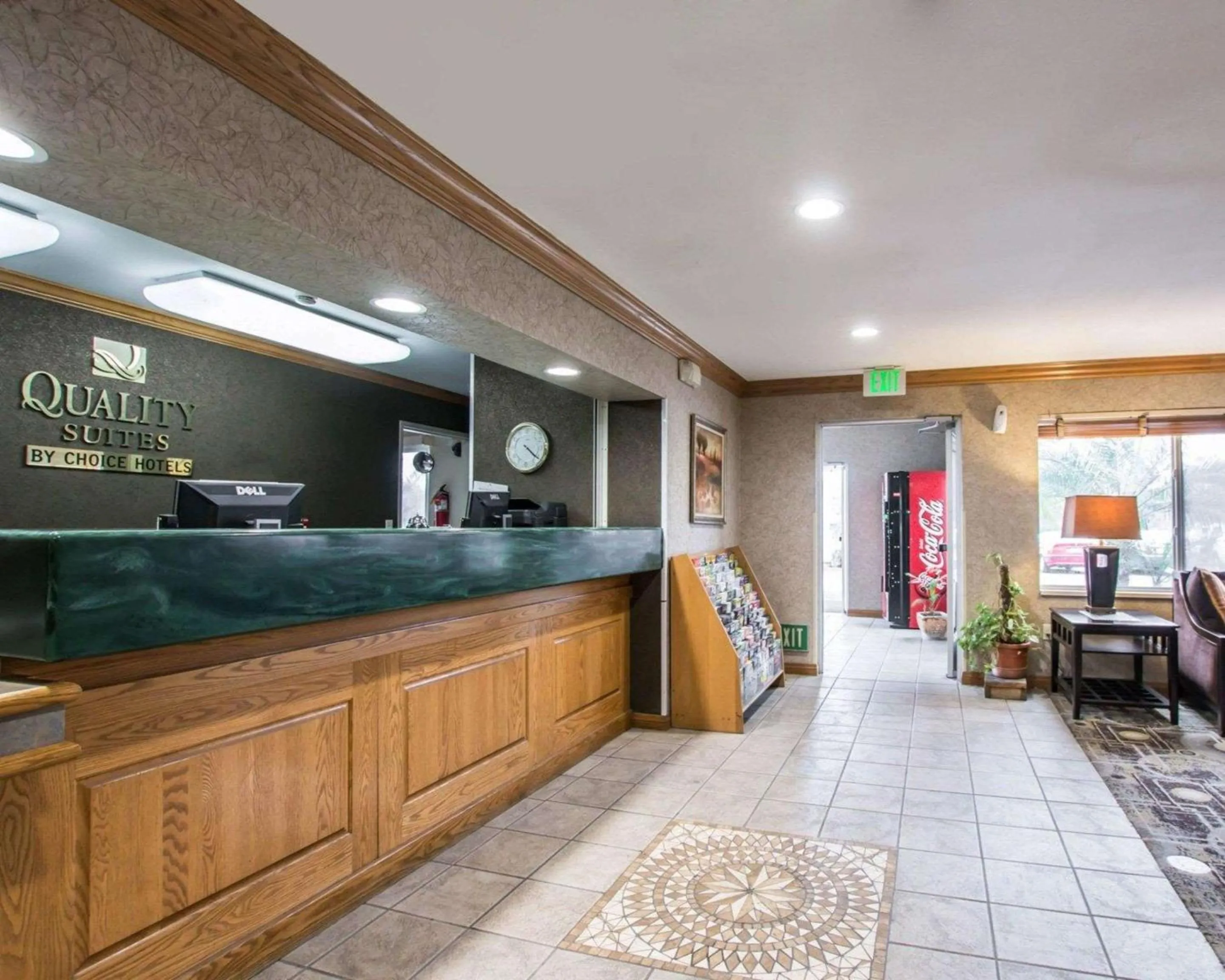 Lobby or reception in Quality Suites San Diego Otay Mesa