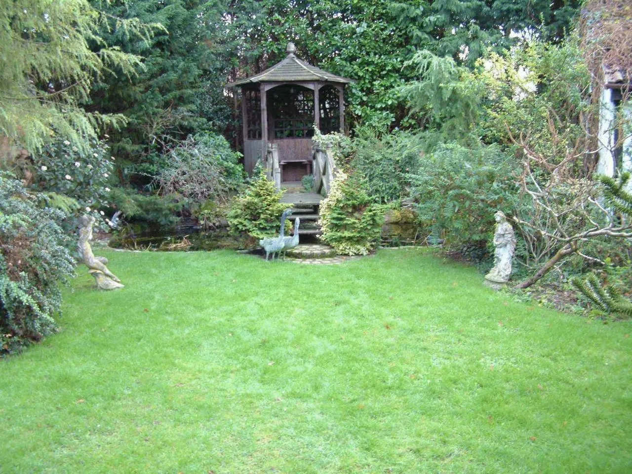 Day in West Lodge Hotel