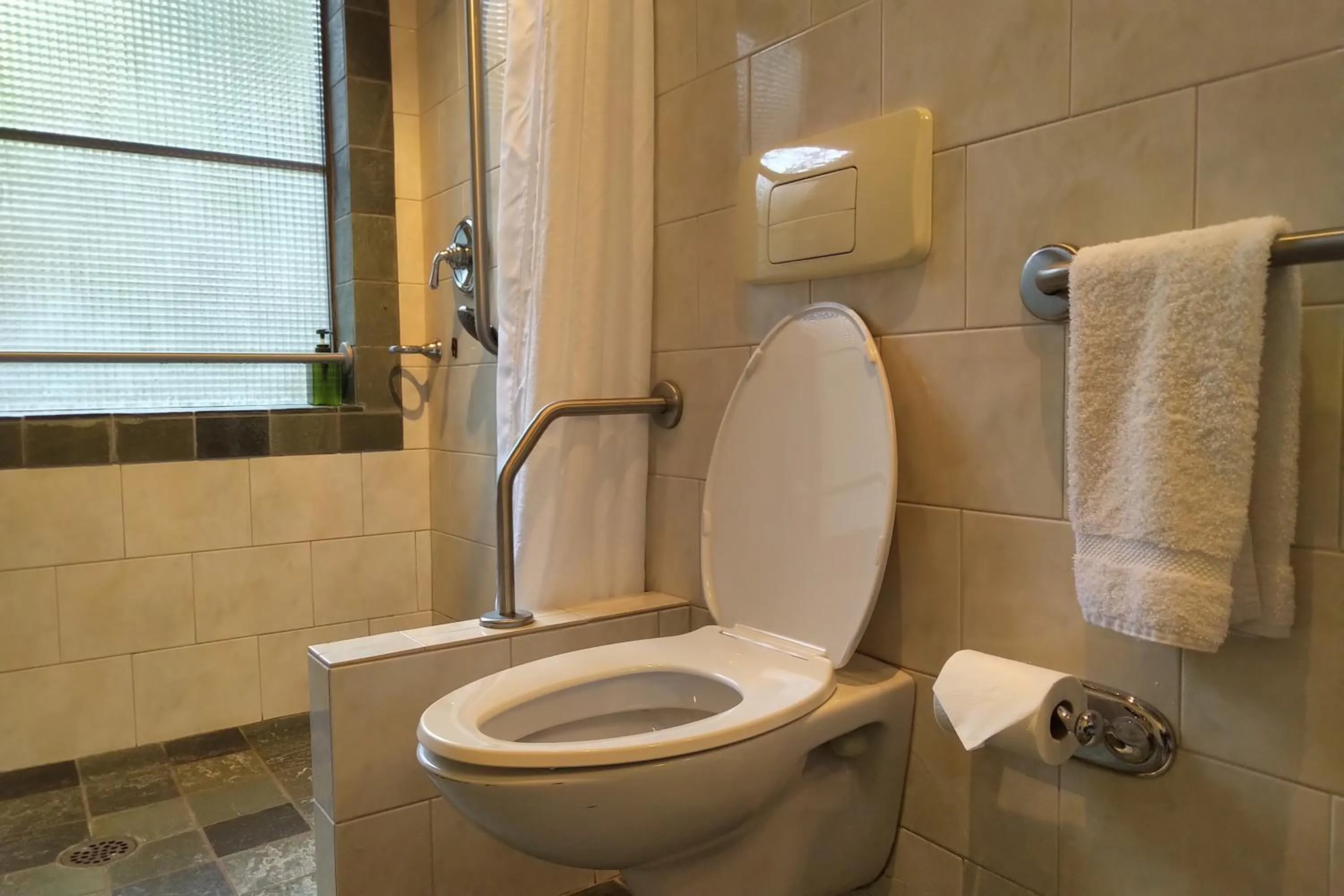 Bathroom in The Perch at Moon Dance