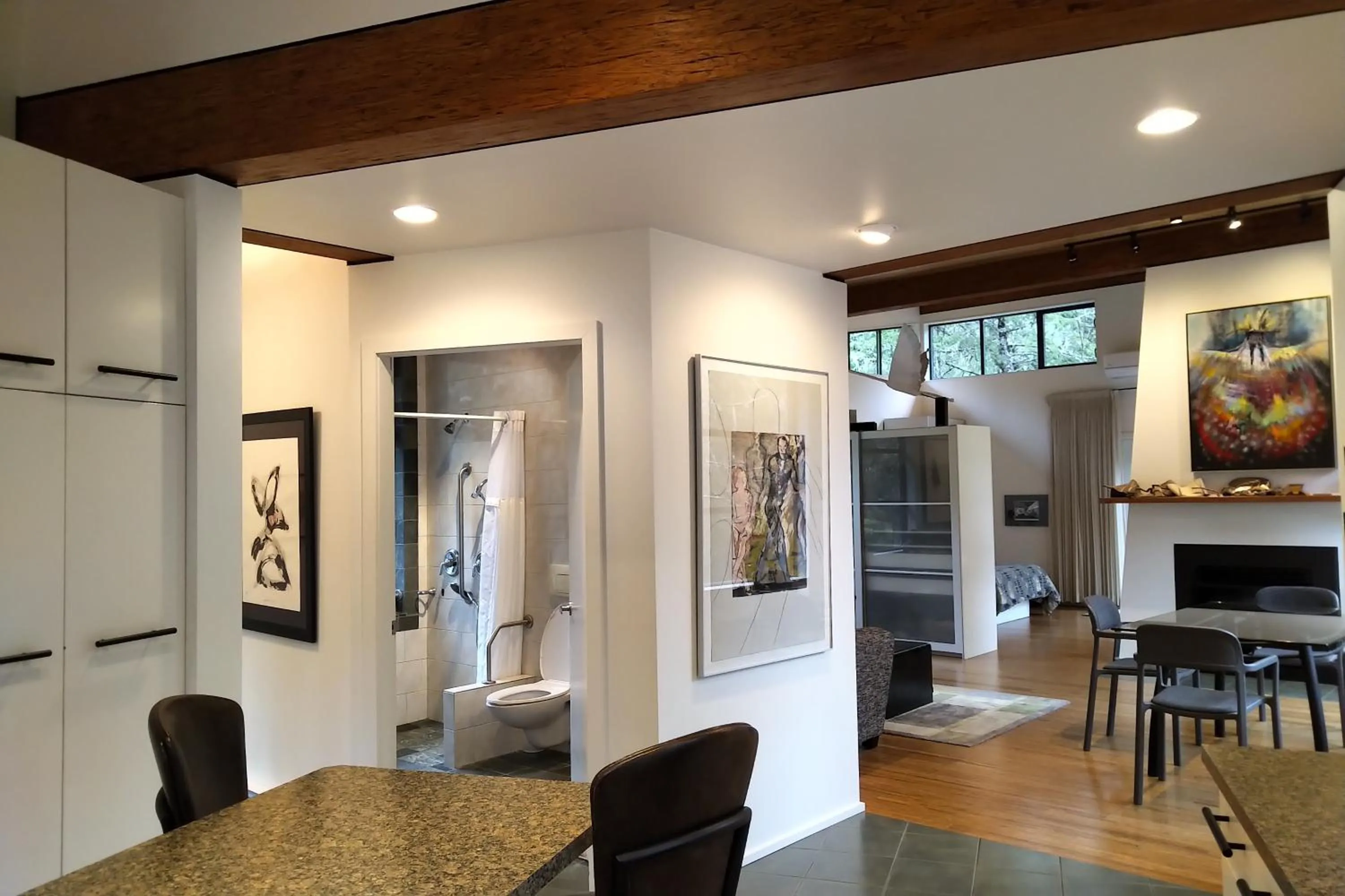 Kitchen or kitchenette in The Perch at Moon Dance