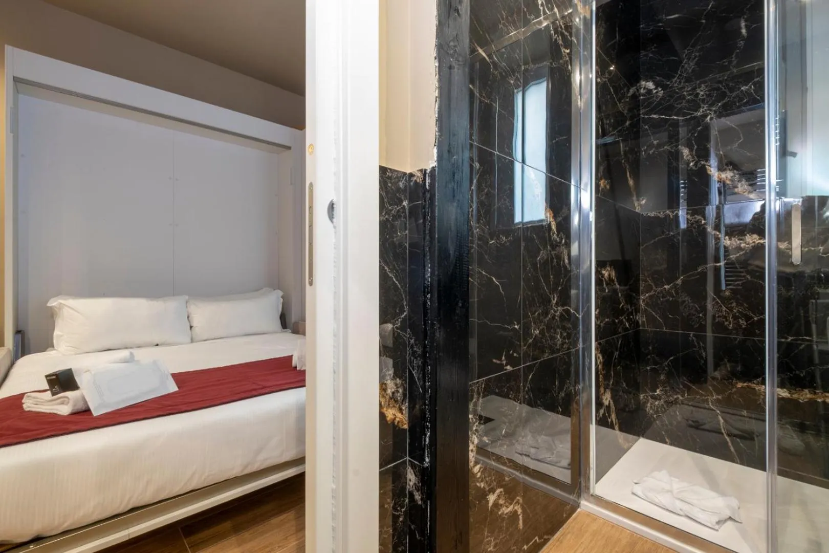 Bed in HT Residence Maximus