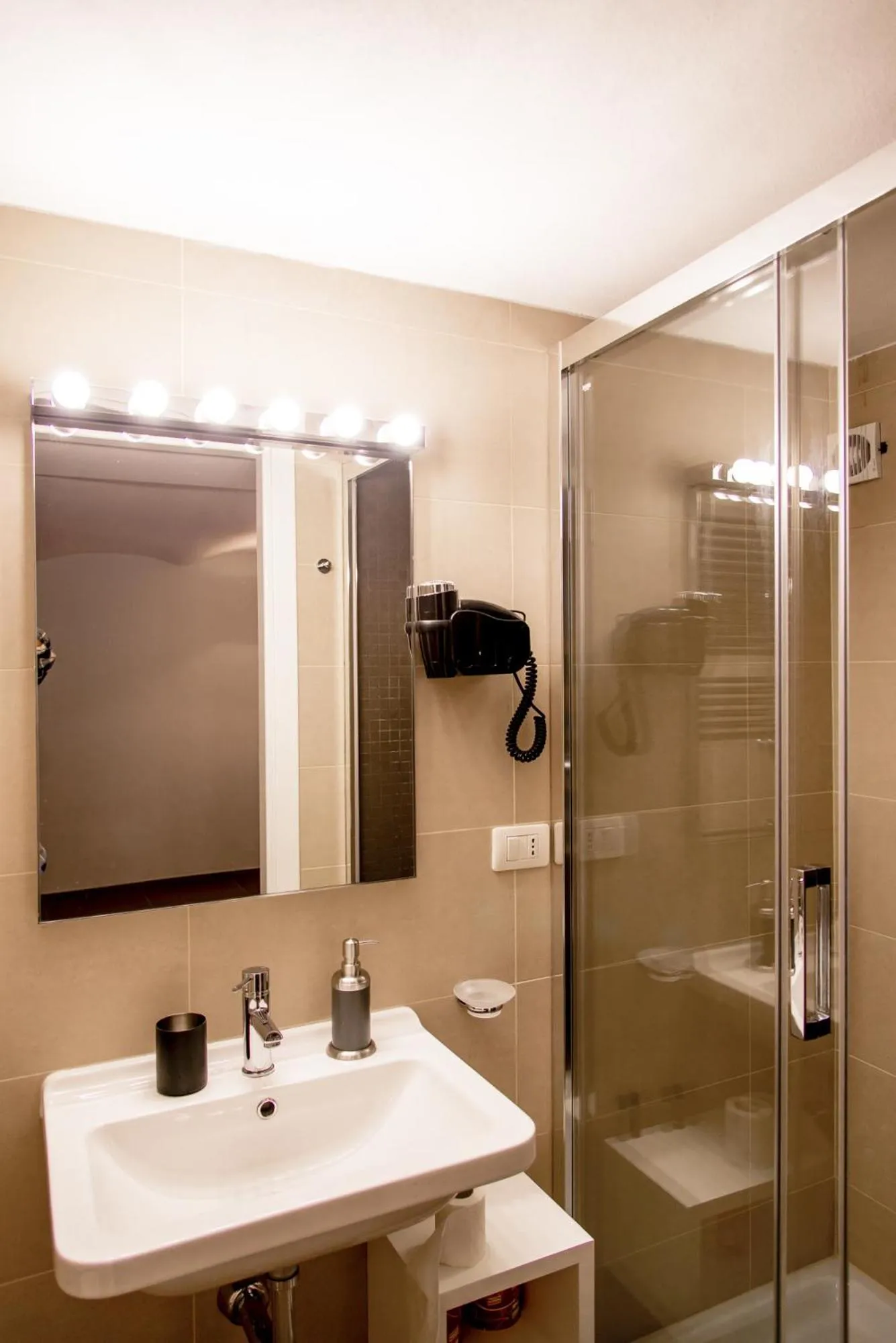 Other in HT Residence Maximus