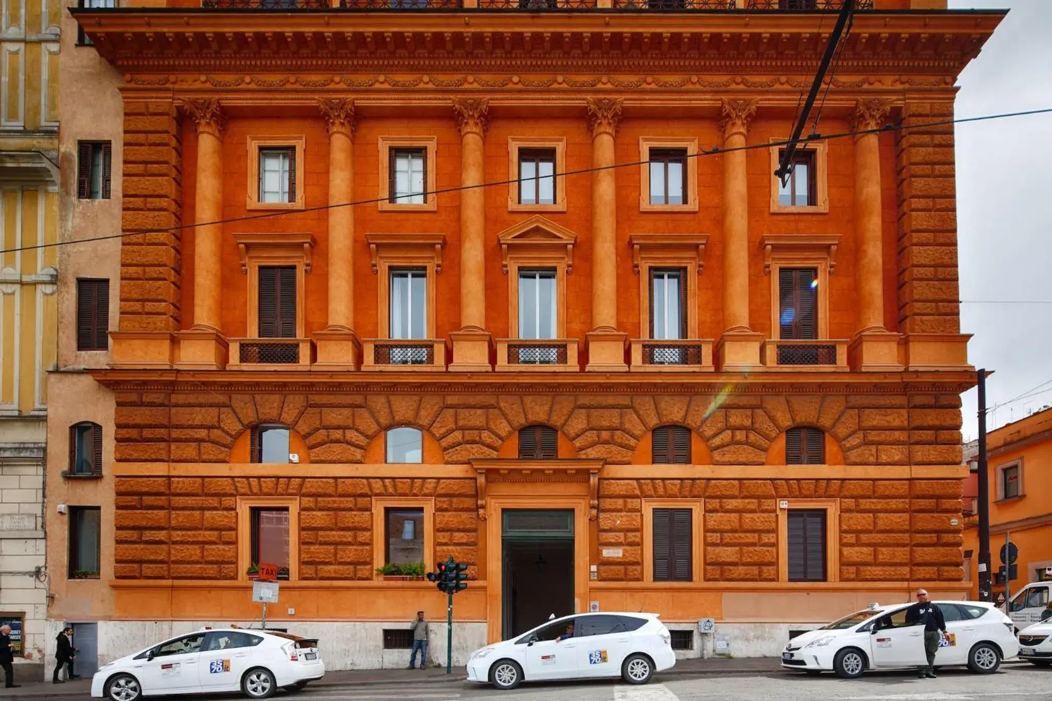 Facade/entrance in HT Residence Maximus Facade/entrance in HT Residence Maximus