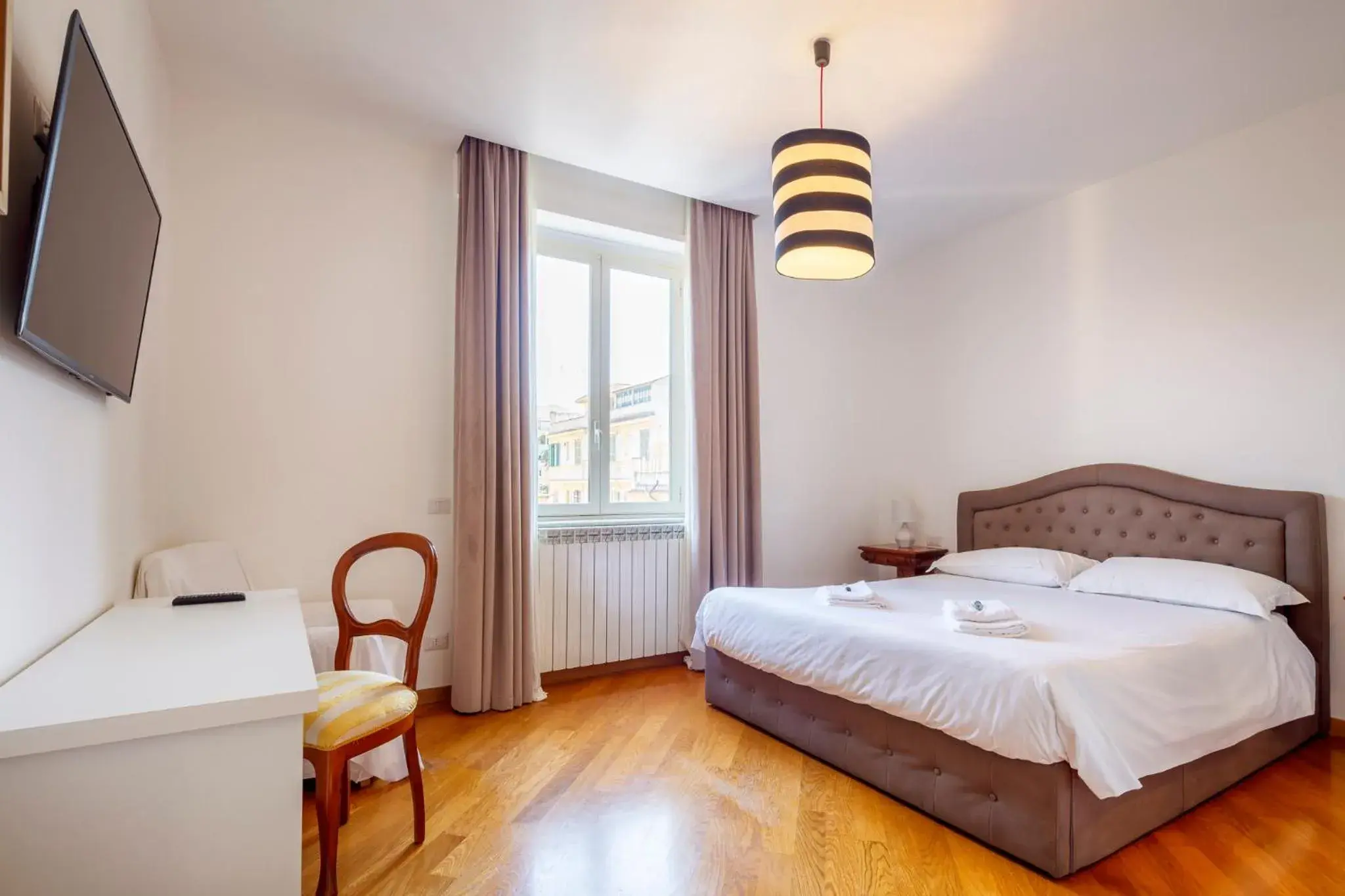 Photo of the whole room, Bed in HT Residence Maximus Photo of the whole room, Bed in HT Residence Maximus