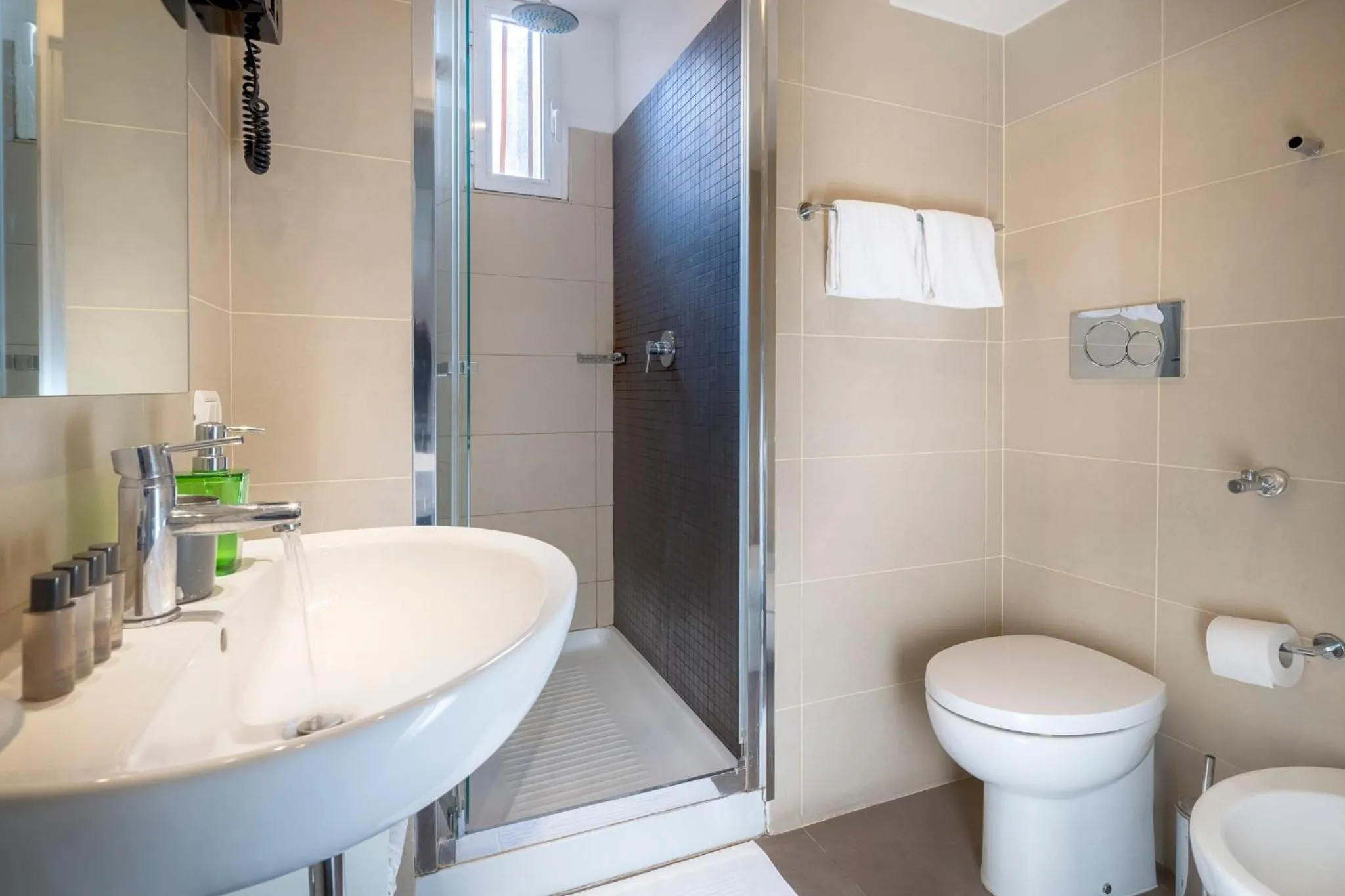 HT Residence Maximus