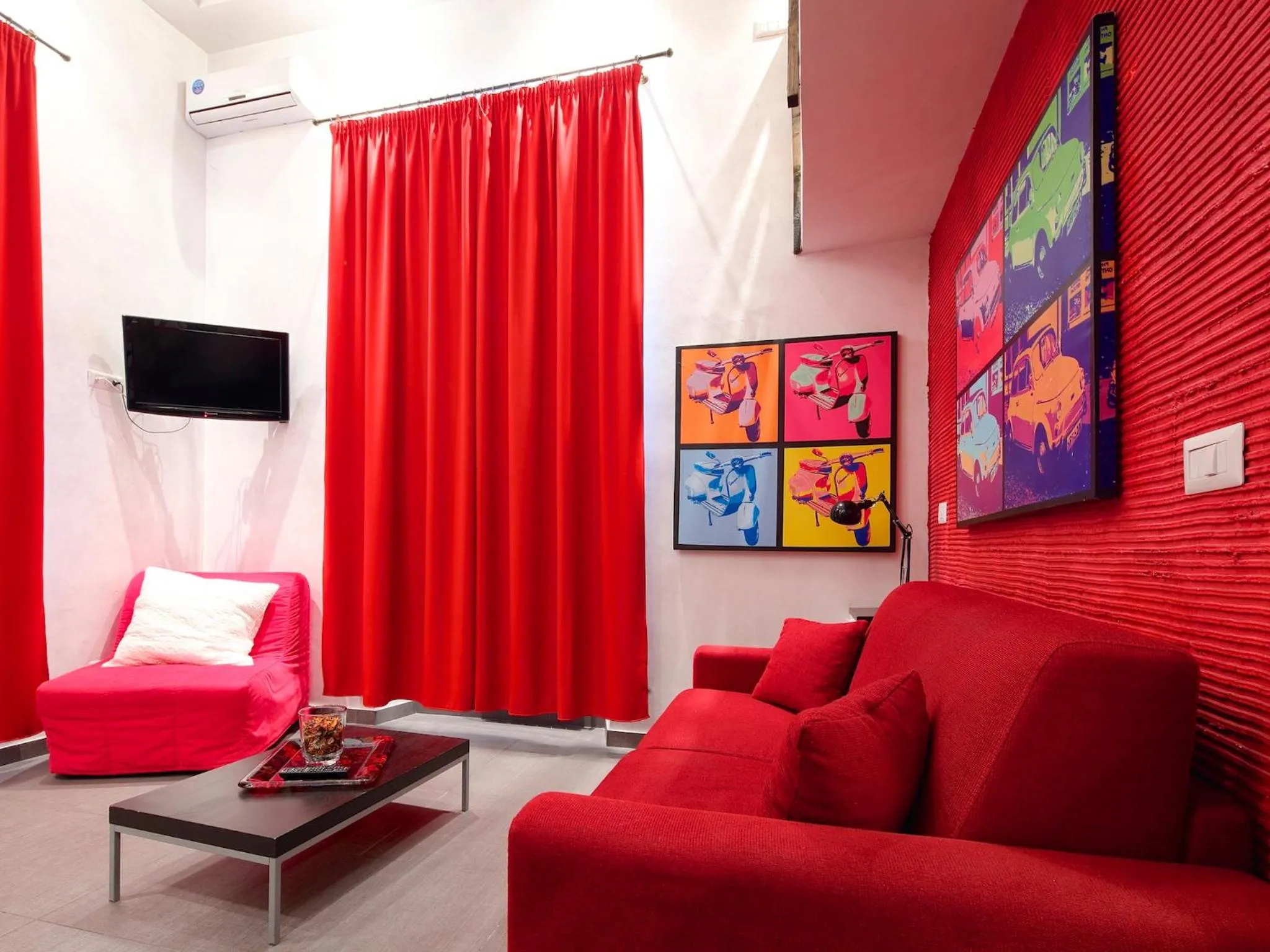 Dining area in HT Residence Maximus