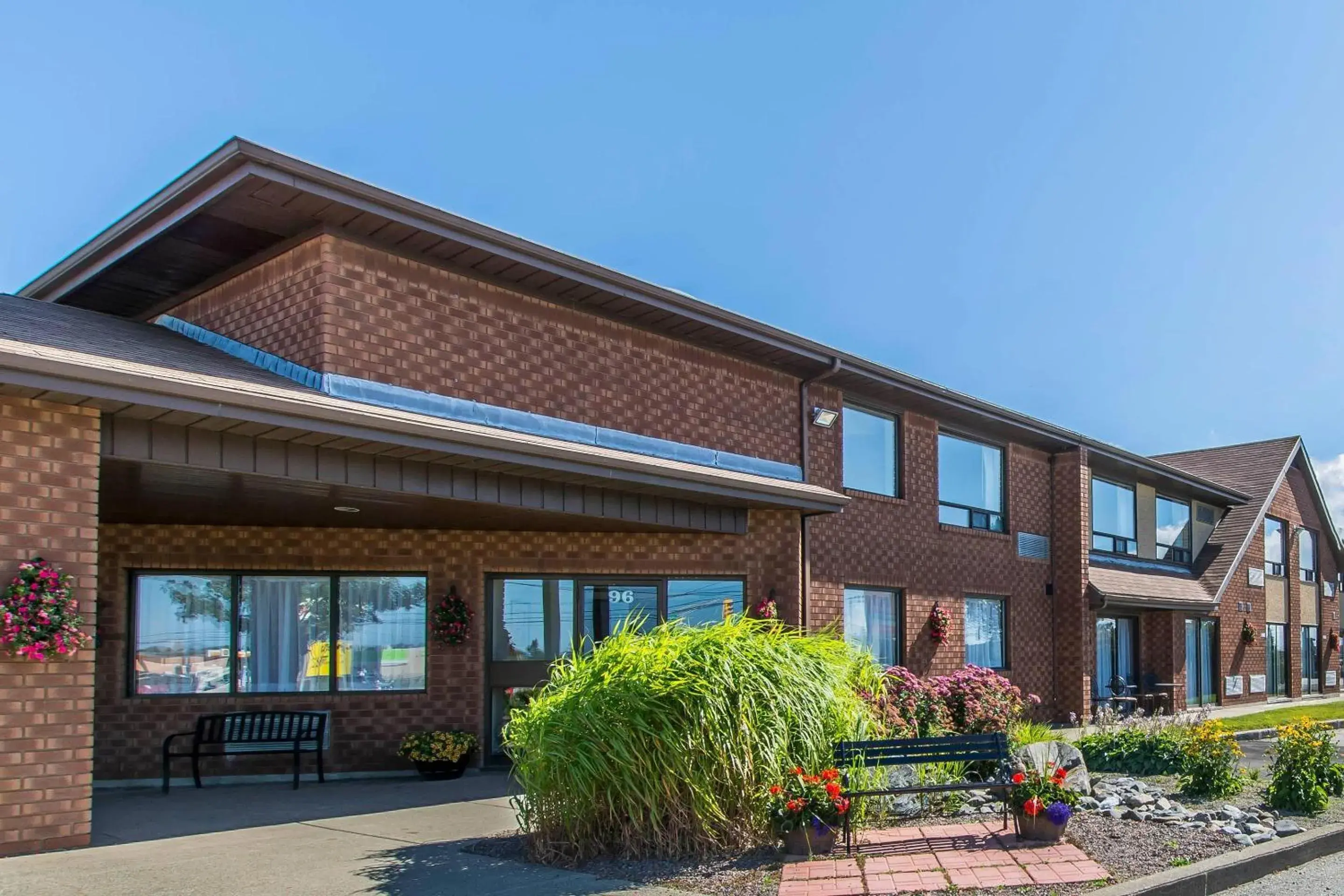 Property building in Comfort Inn Property building in Comfort Inn