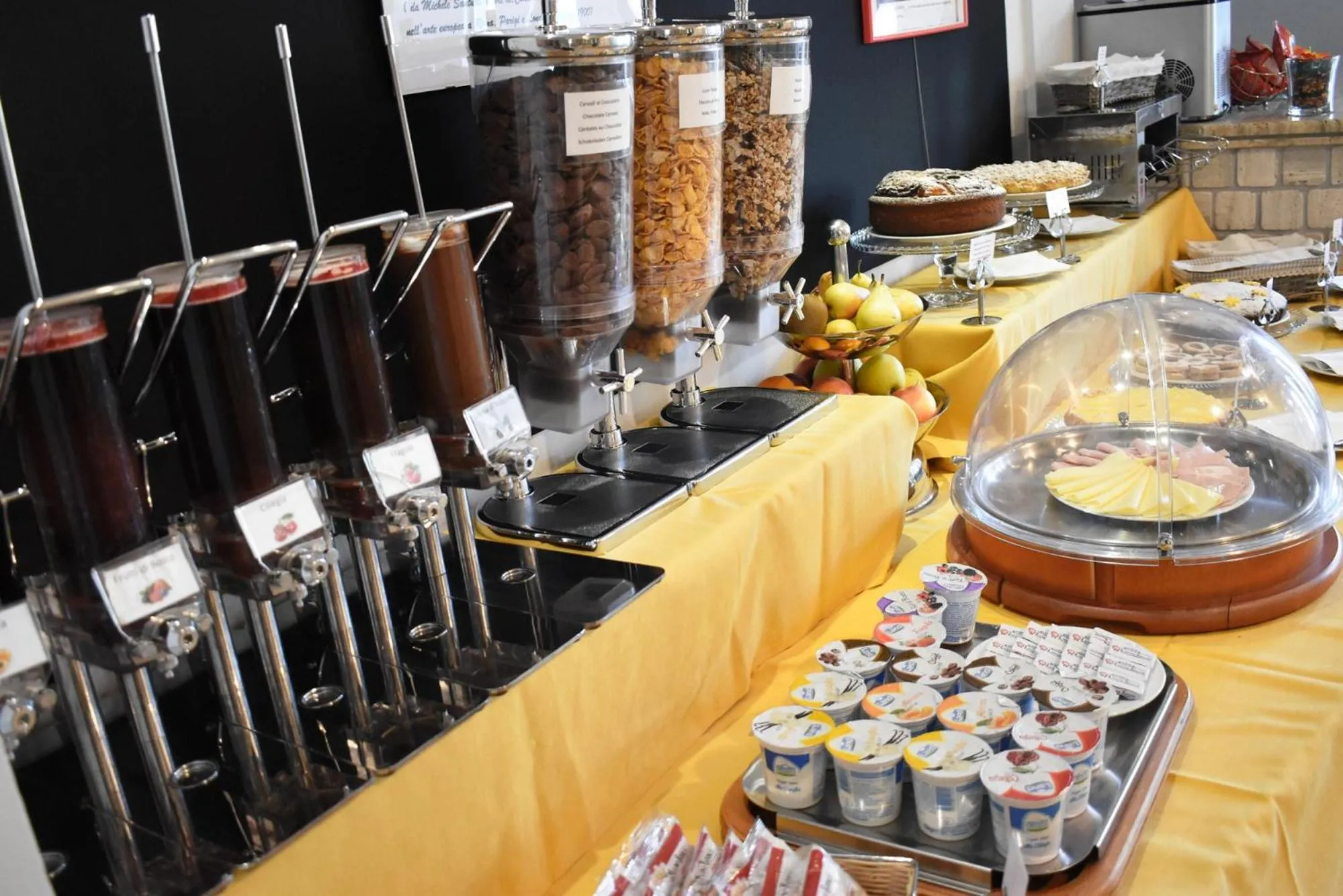 Food and drinks in Hotel Sant'Elia