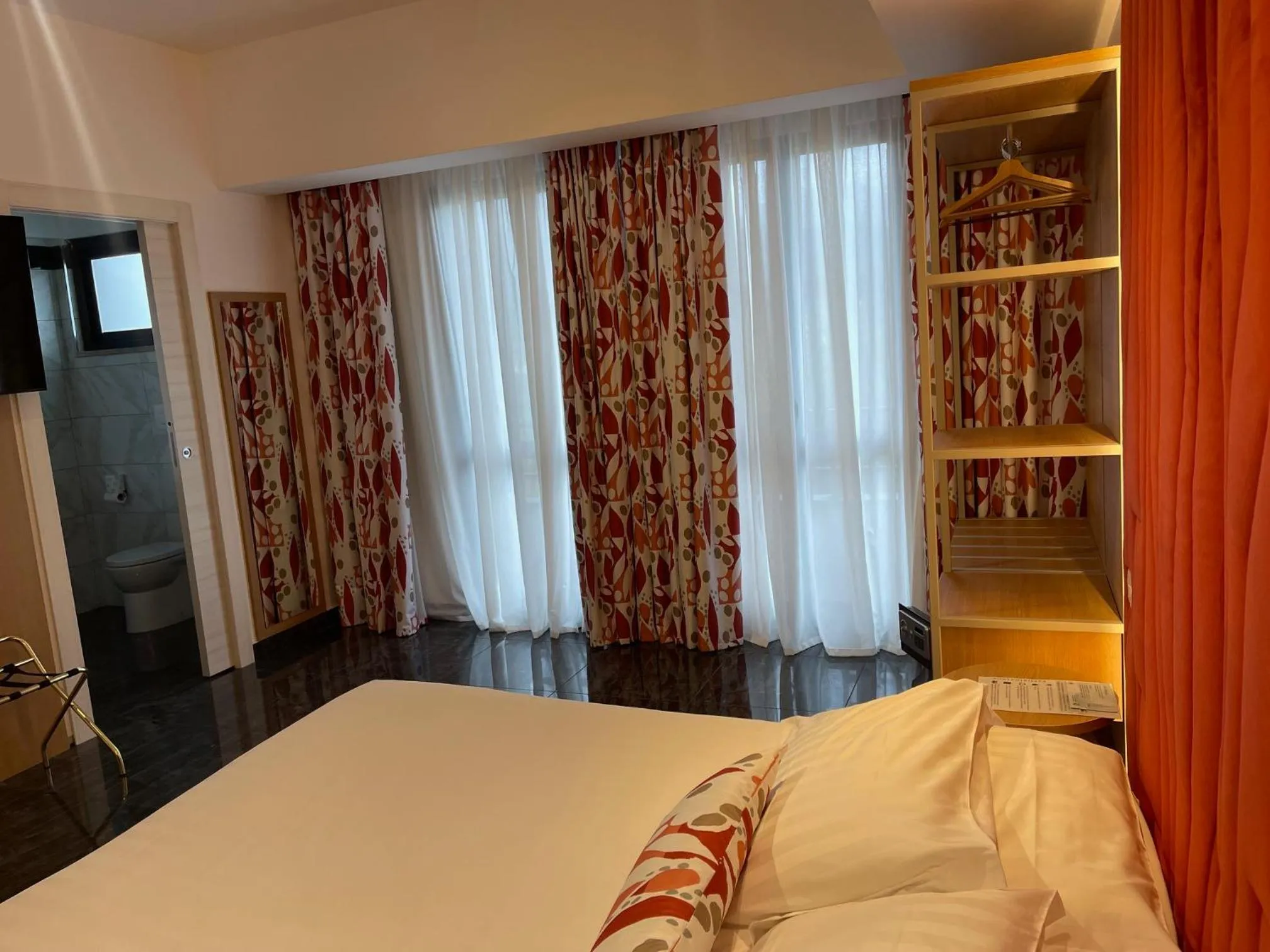 Bathroom, Bed in Hotel Sant'Elia