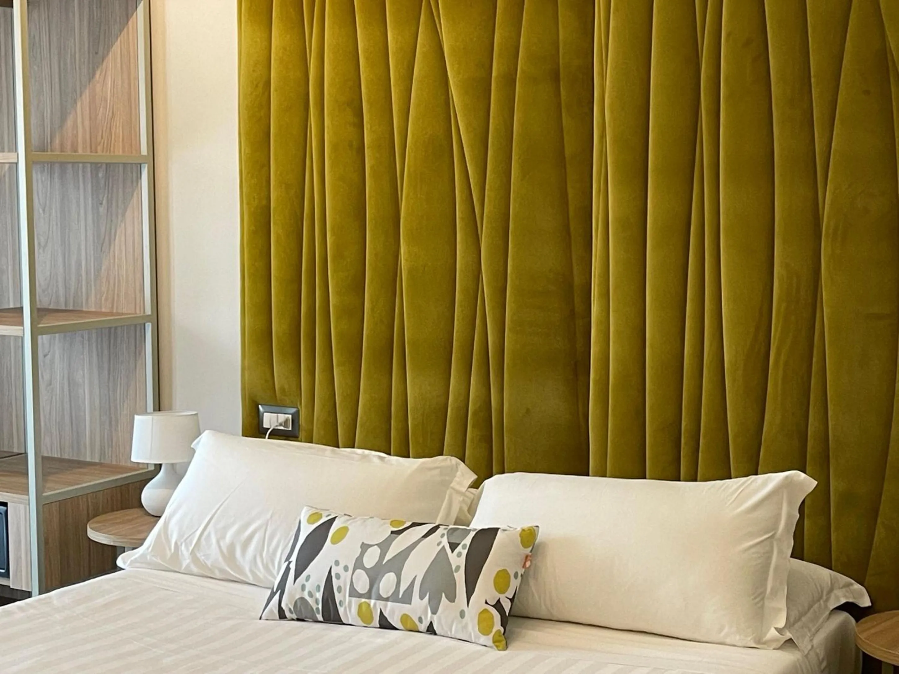 Property building, Bed in Hotel Sant'Elia