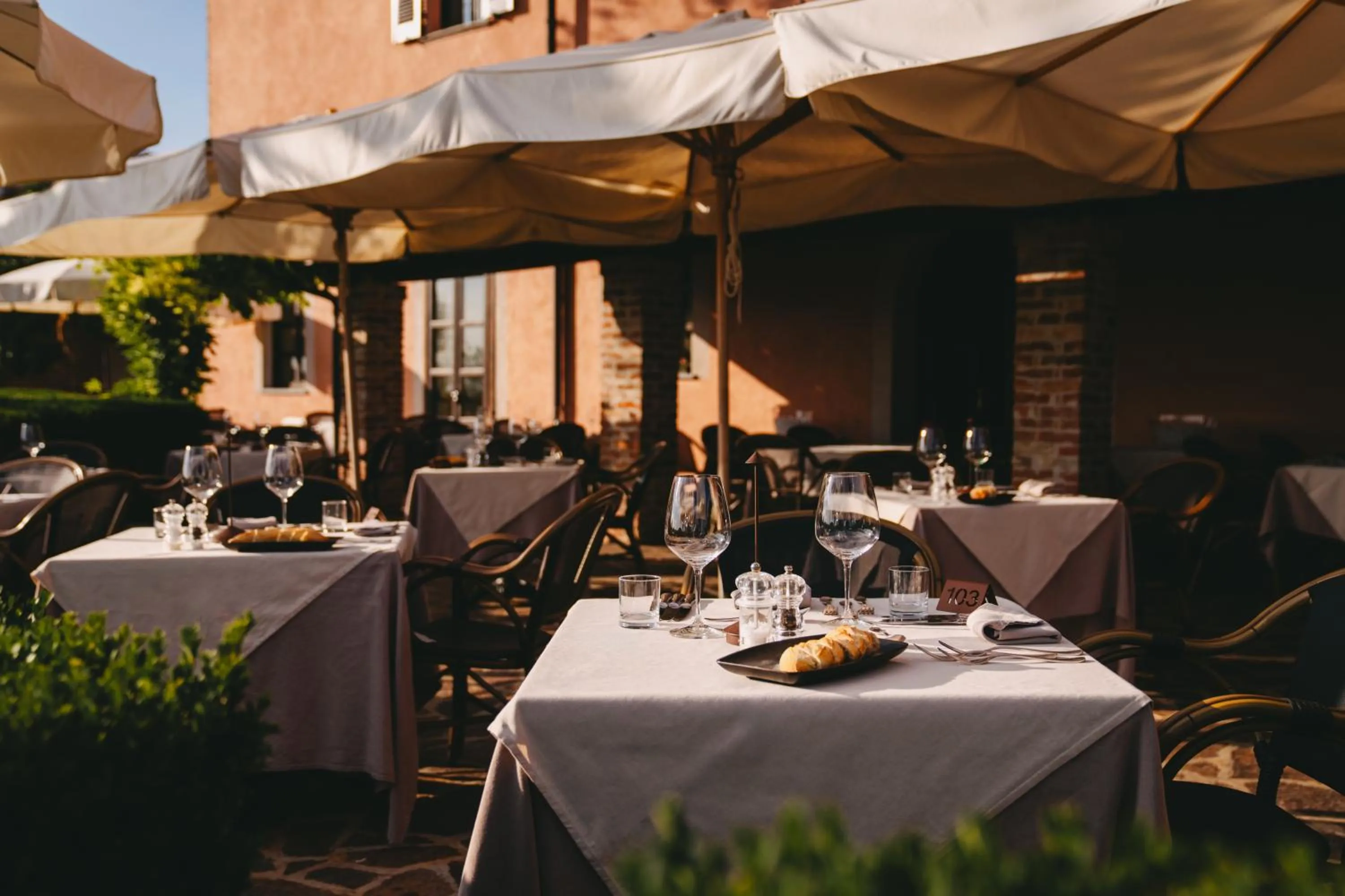 Restaurant/places to eat in Sunstar Hotel Piemont Castello di Villa