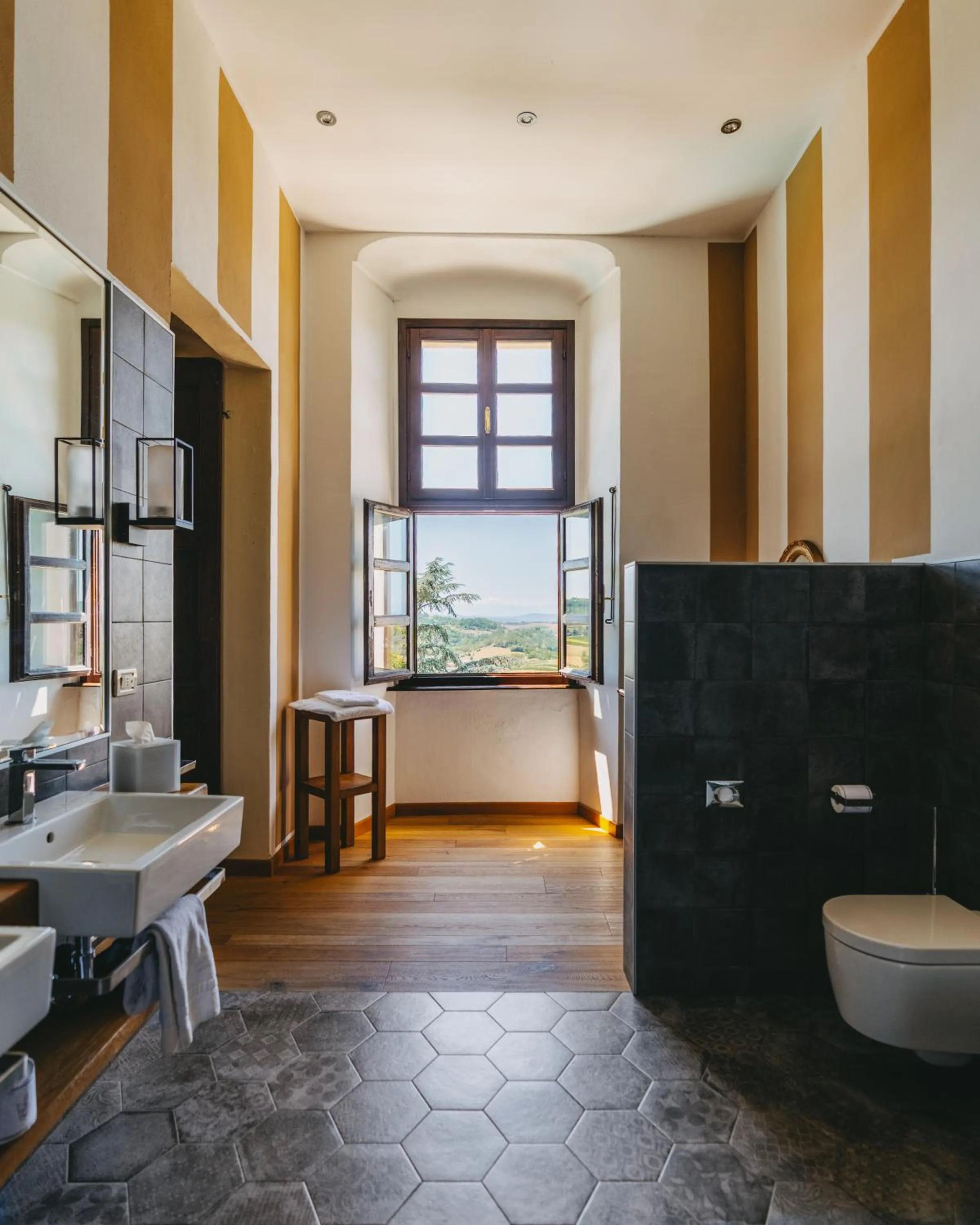 Bathroom in Sunstar Hotel Piemont Castello di Villa