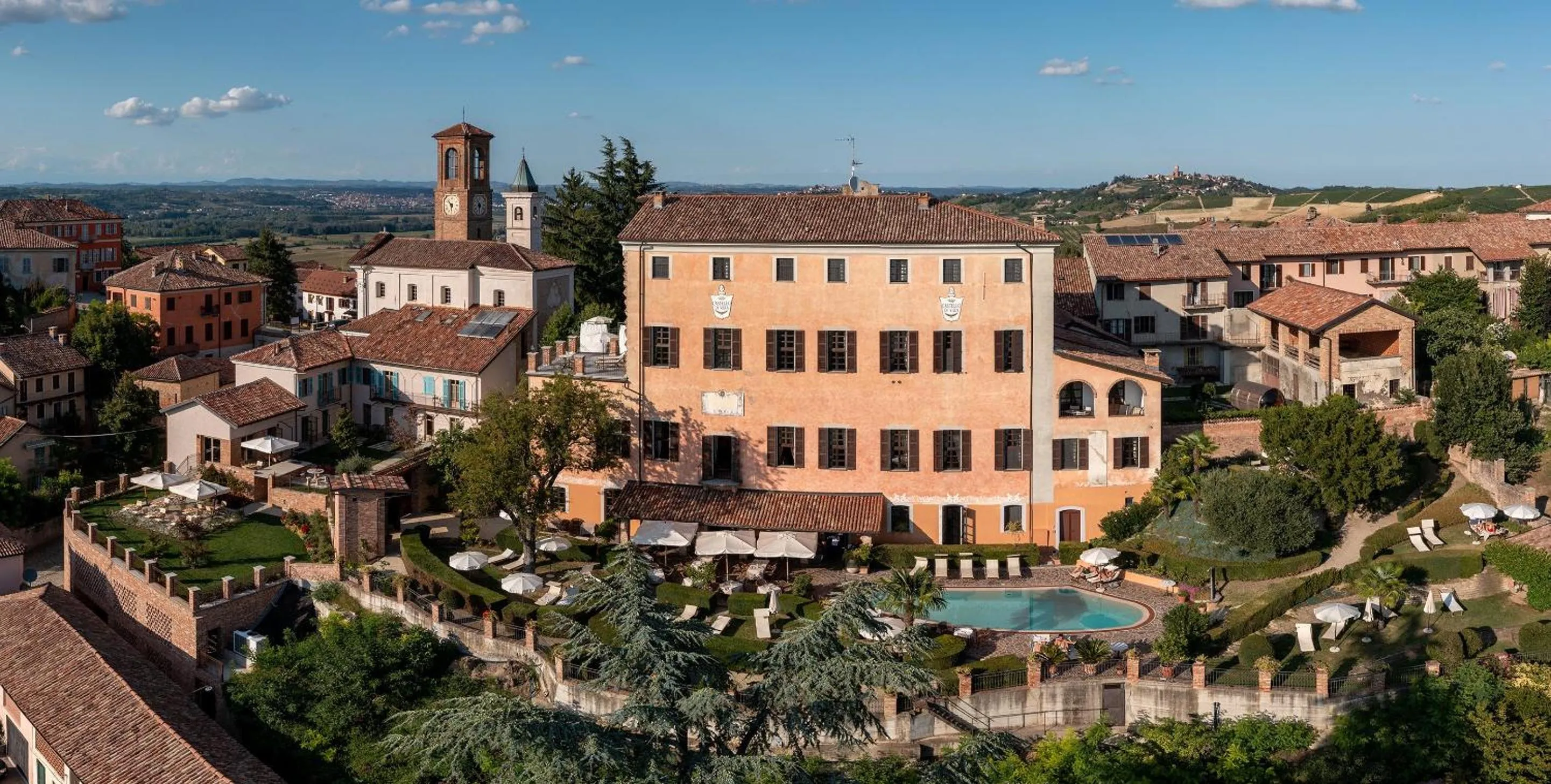 Property building in Sunstar Hotel Piemont Castello di Villa