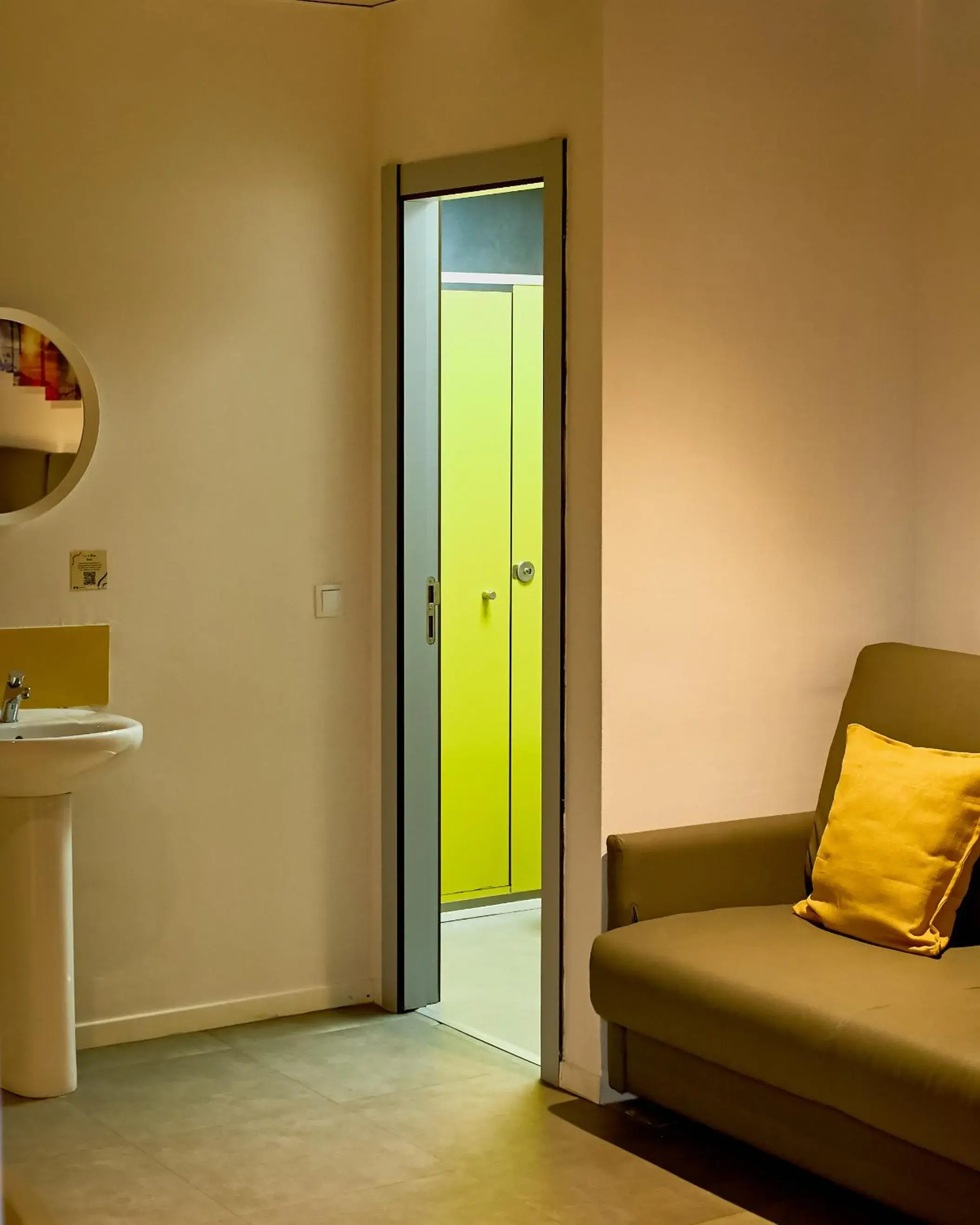 Property building in Sun & Moon Hostel Property building in Sun & Moon Hostel