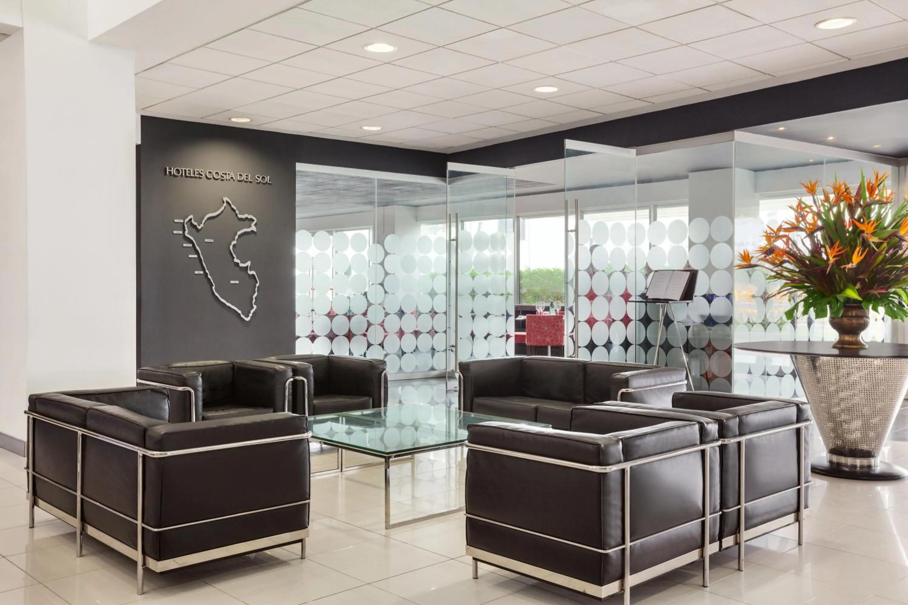 Lobby or reception in Wyndham Costa del Sol Lima Airport
