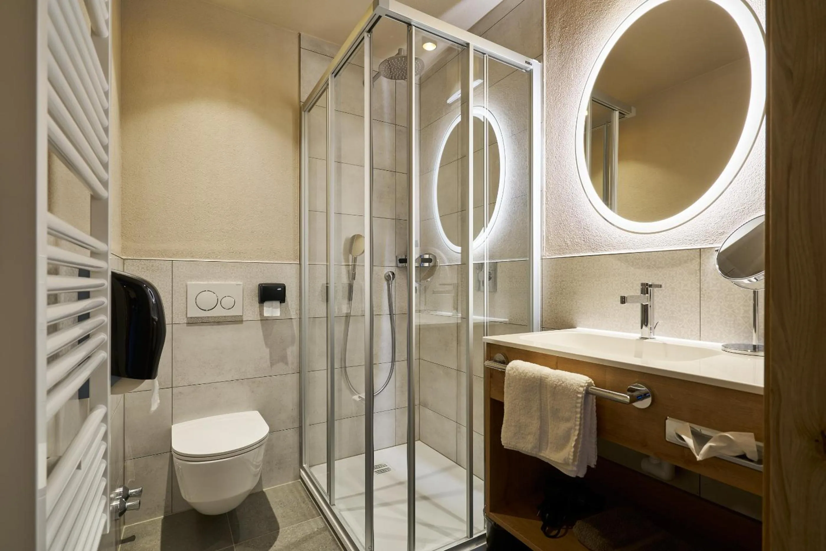 Shower in Hotel Stern