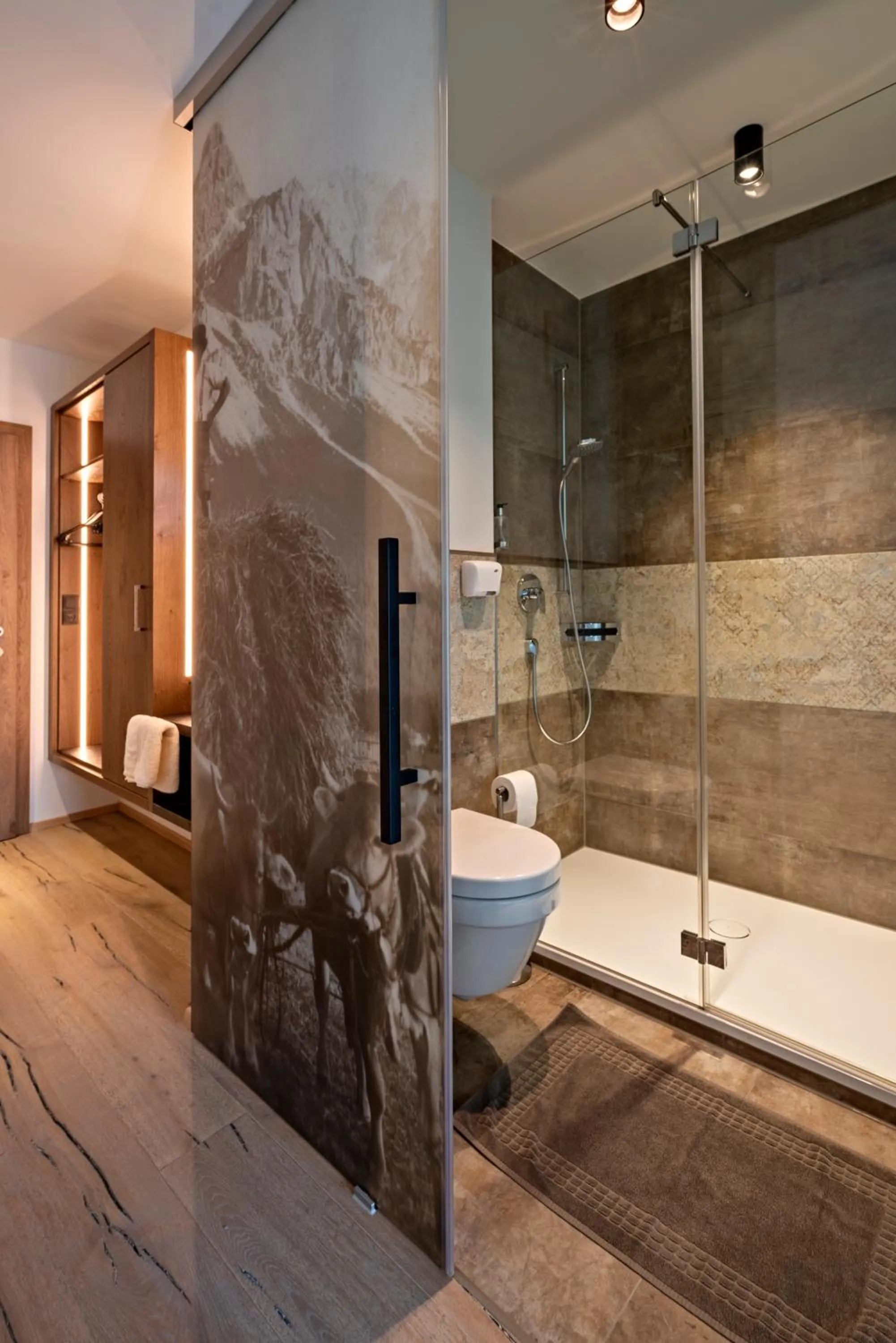 Shower in Hotel Stern