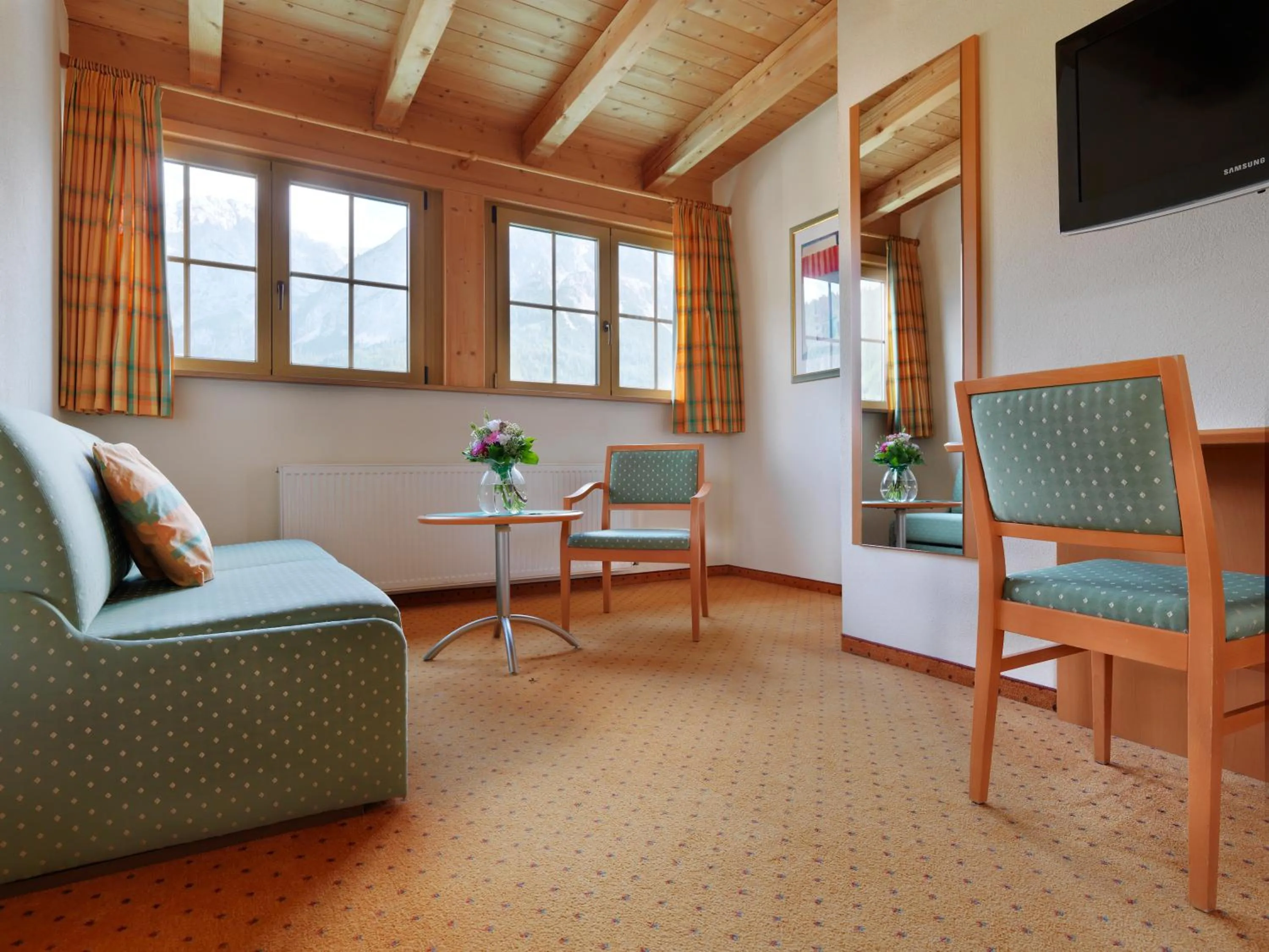 Seating area in Hotel Stern