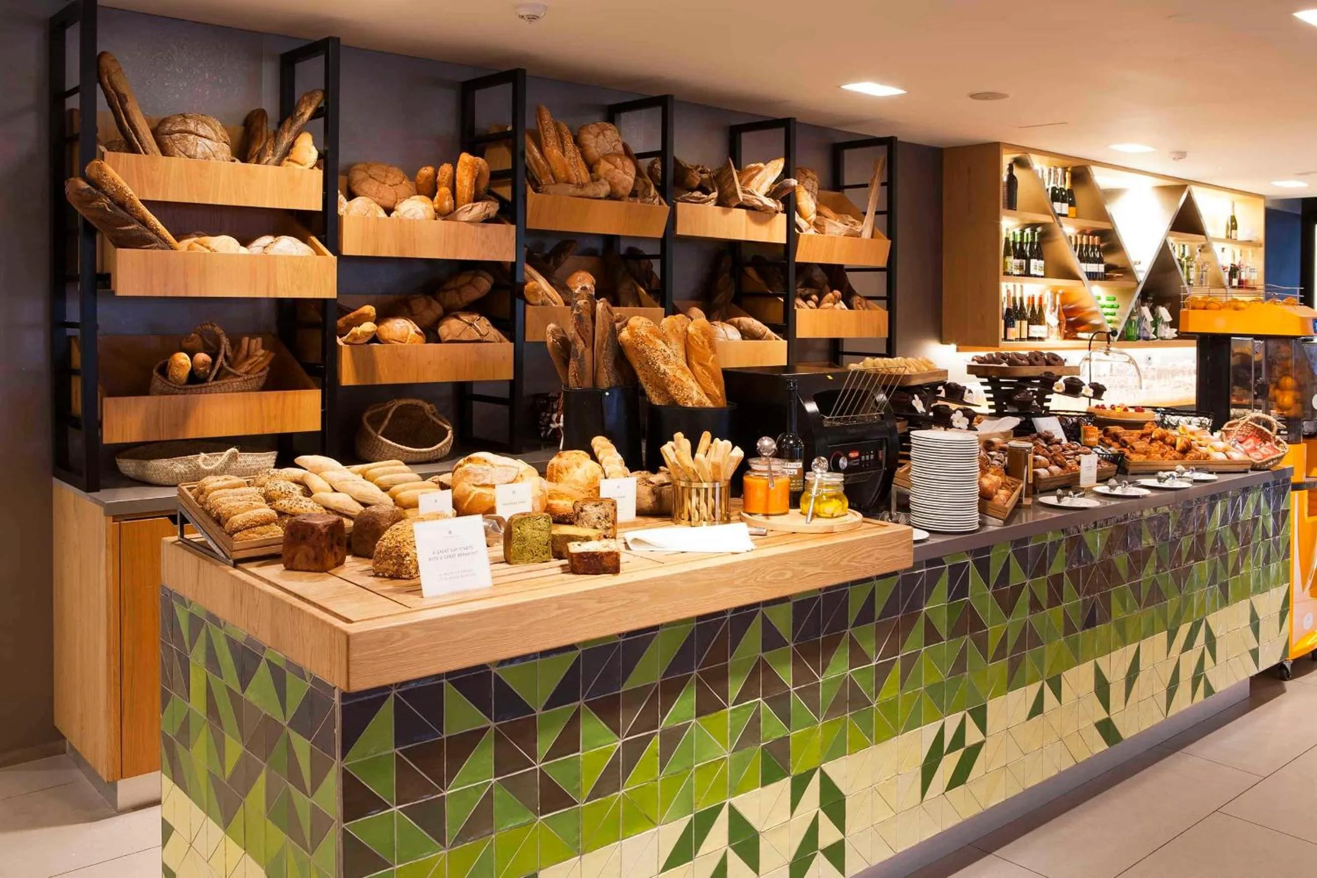 Restaurant/places to eat in Royal Hideaway Corales Suites