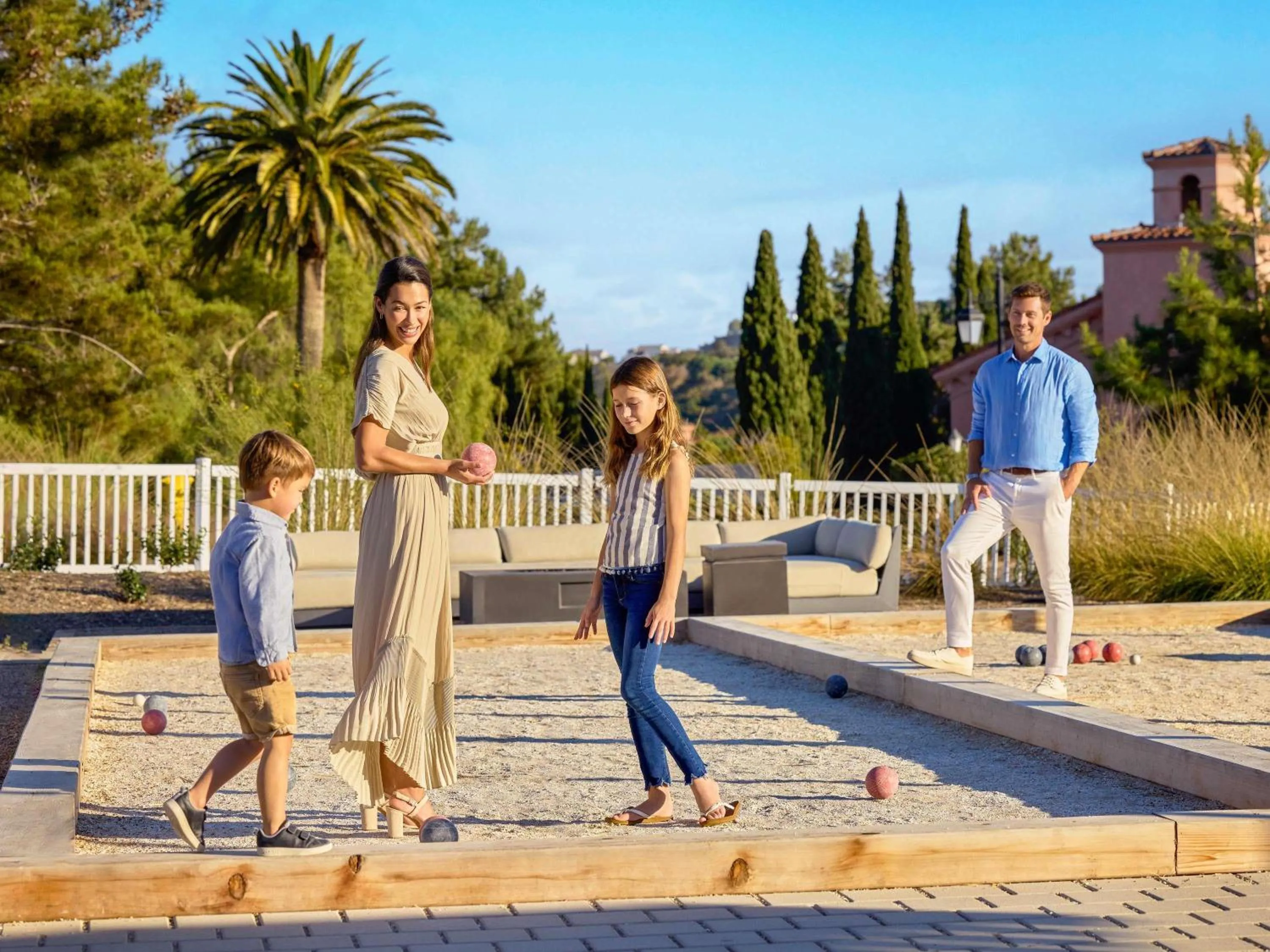 Lounge or bar in Fairmont Grand Del Mar