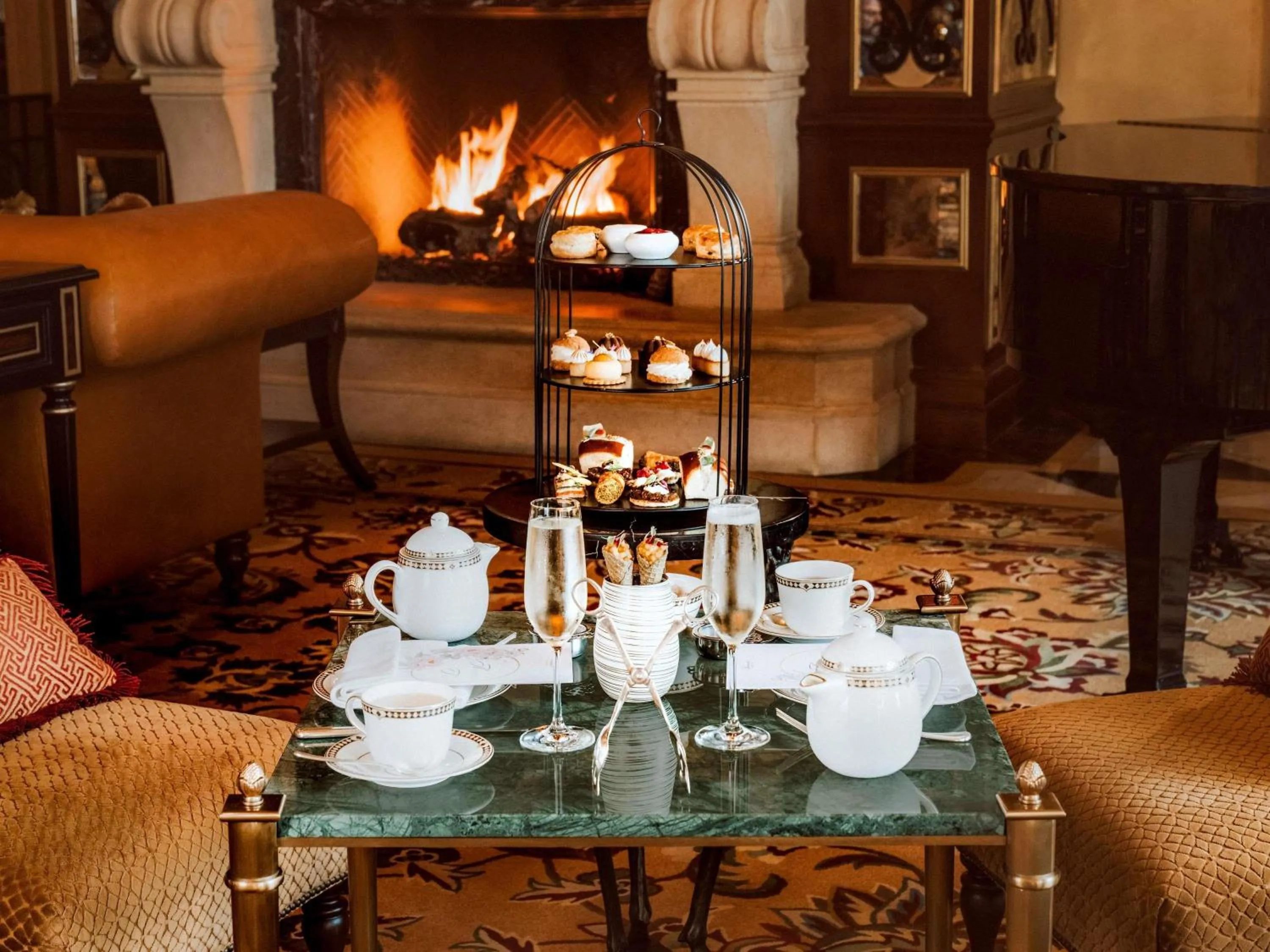 Lounge or bar in Fairmont Grand Del Mar