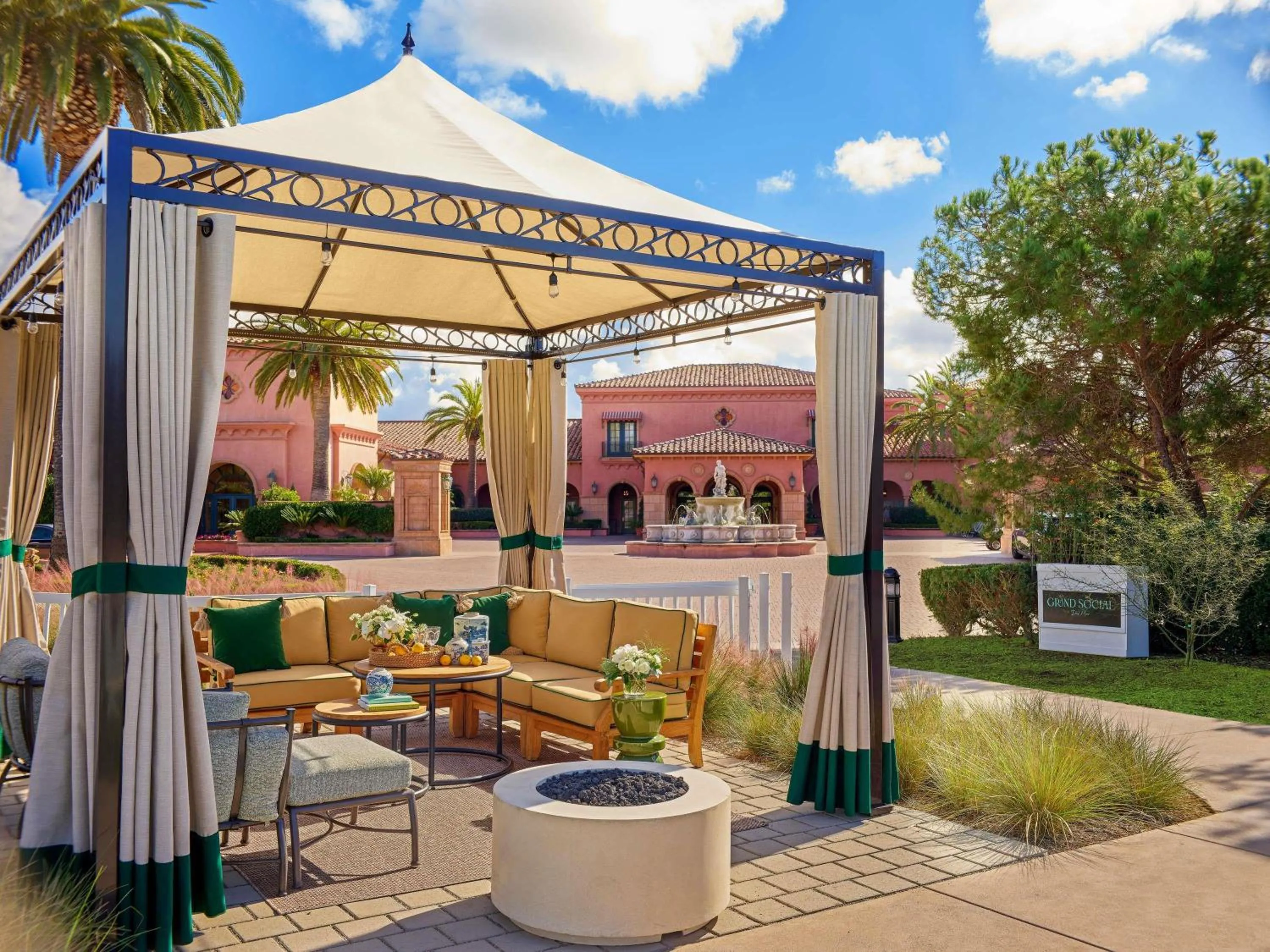 Restaurant/places to eat in Fairmont Grand Del Mar