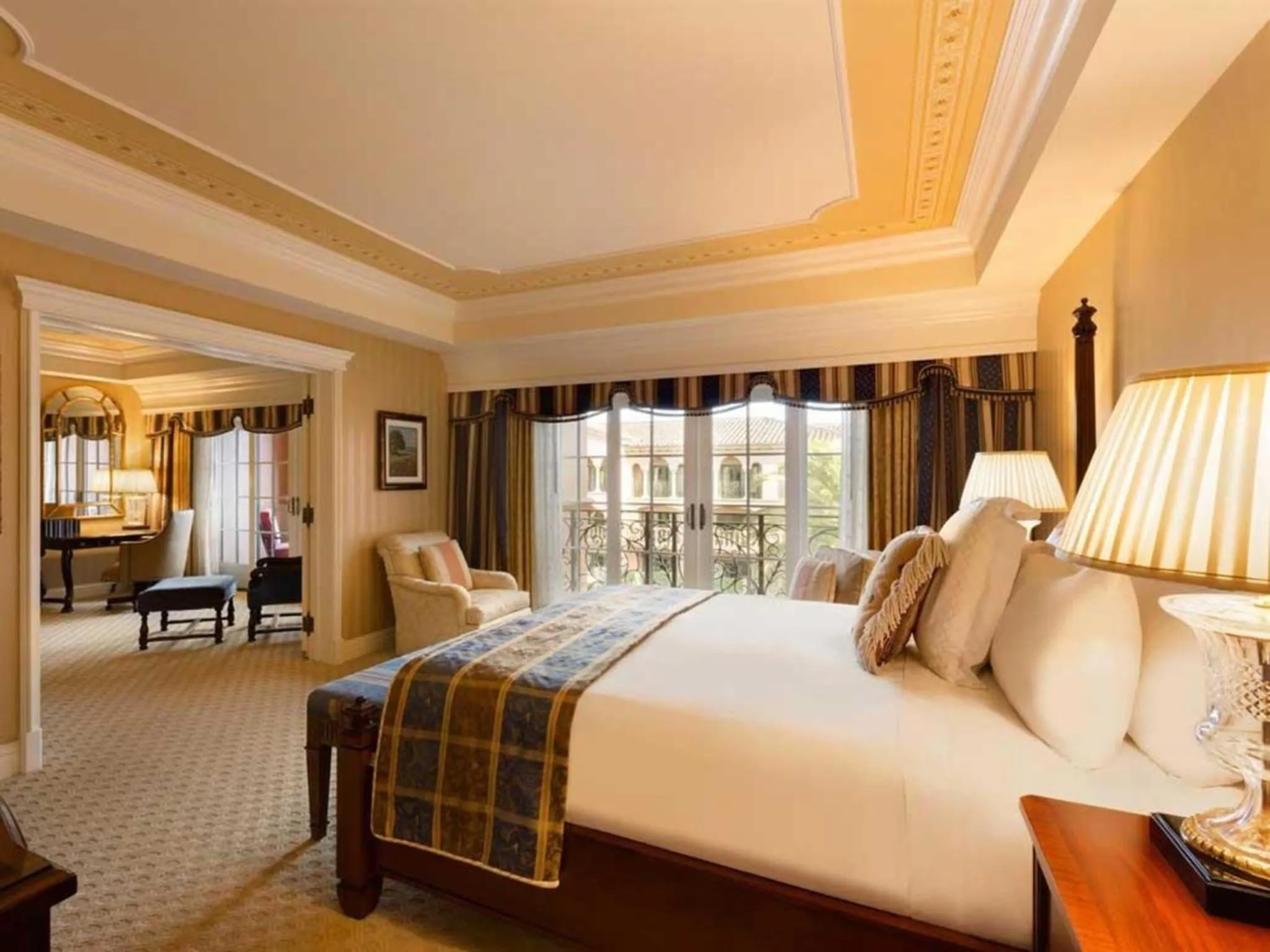 Bedroom, Bed in Fairmont Grand Del Mar
