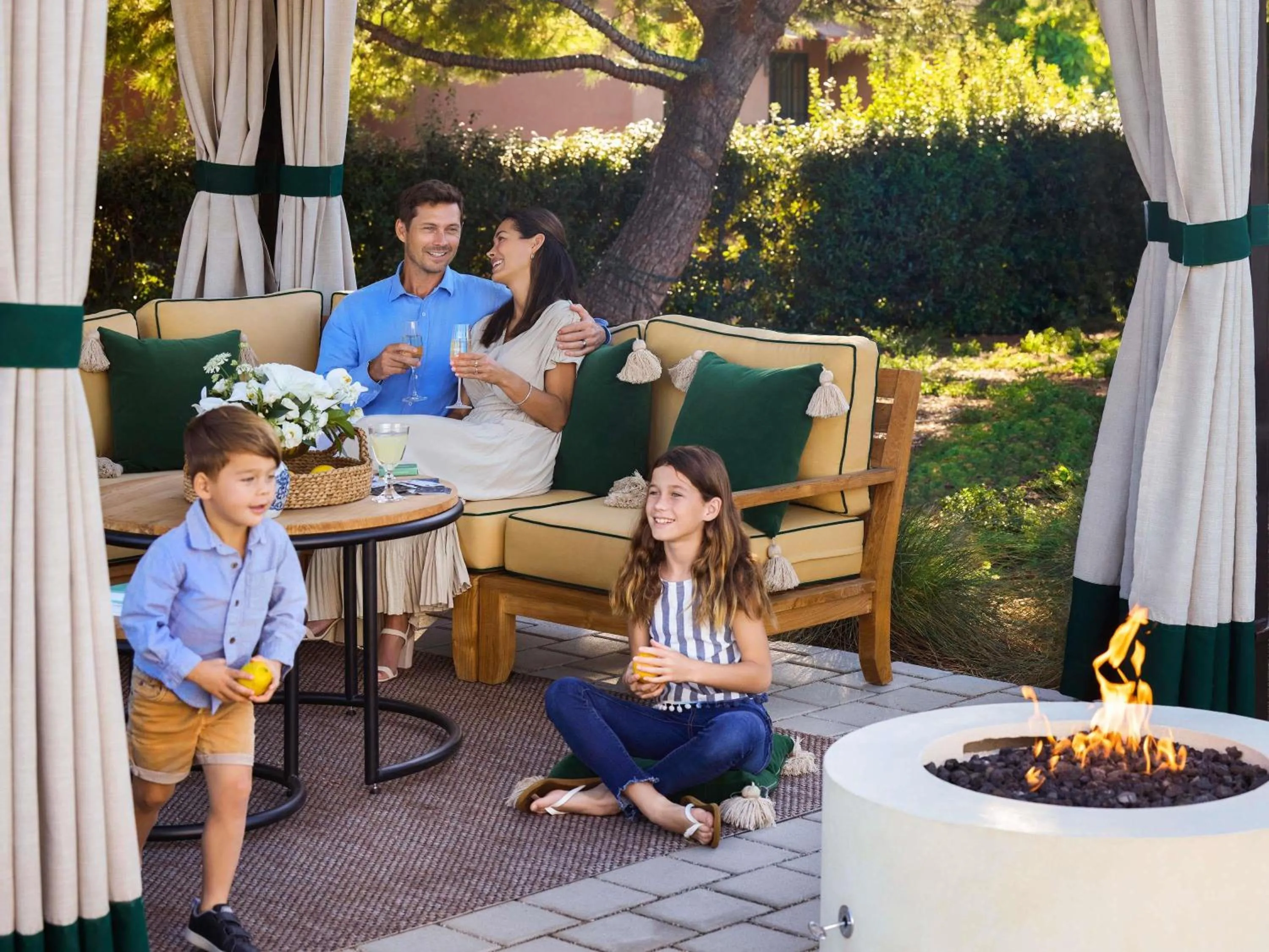 Lounge or bar in Fairmont Grand Del Mar