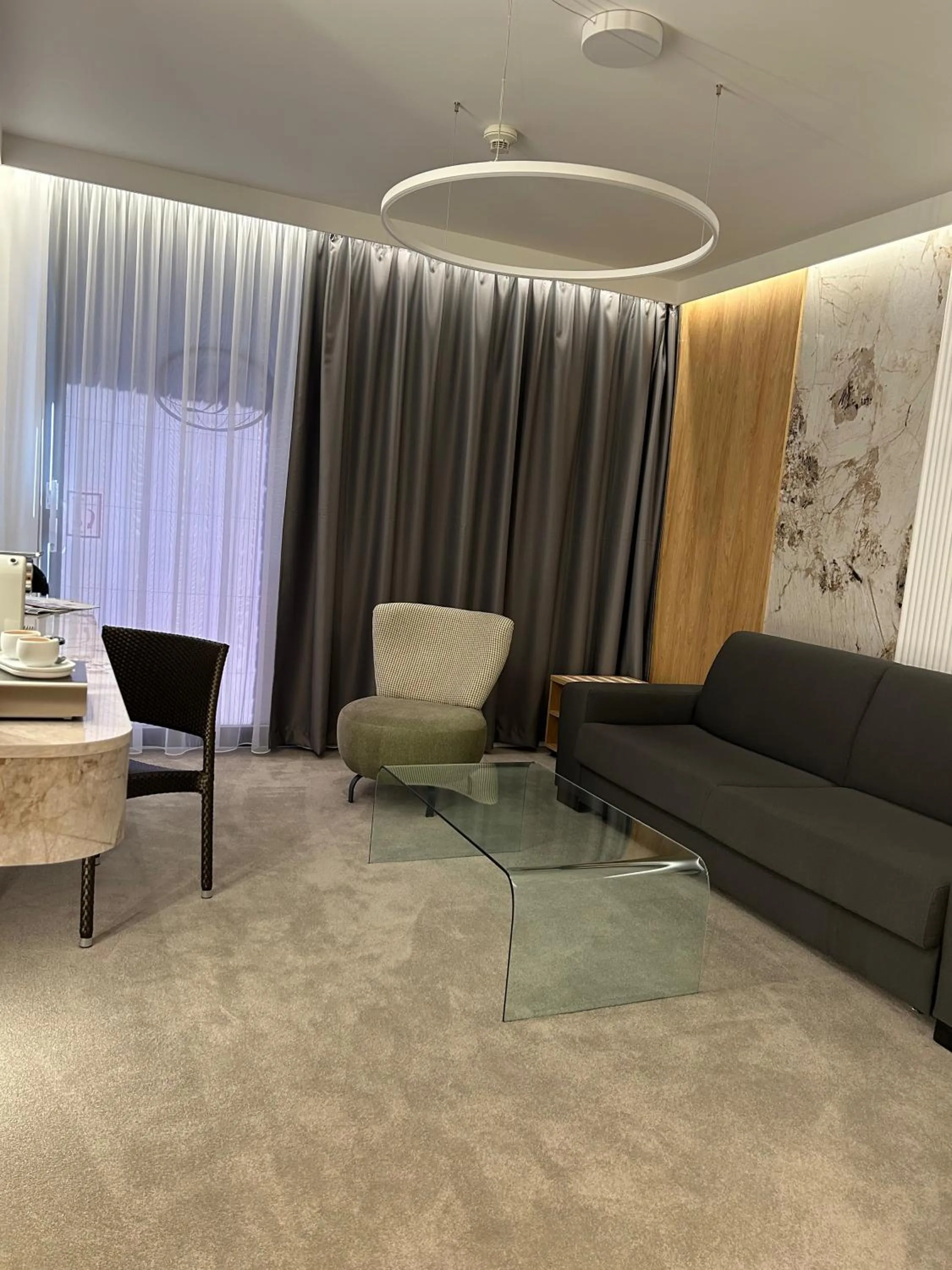 Hotel Dolphin - Adult friendly