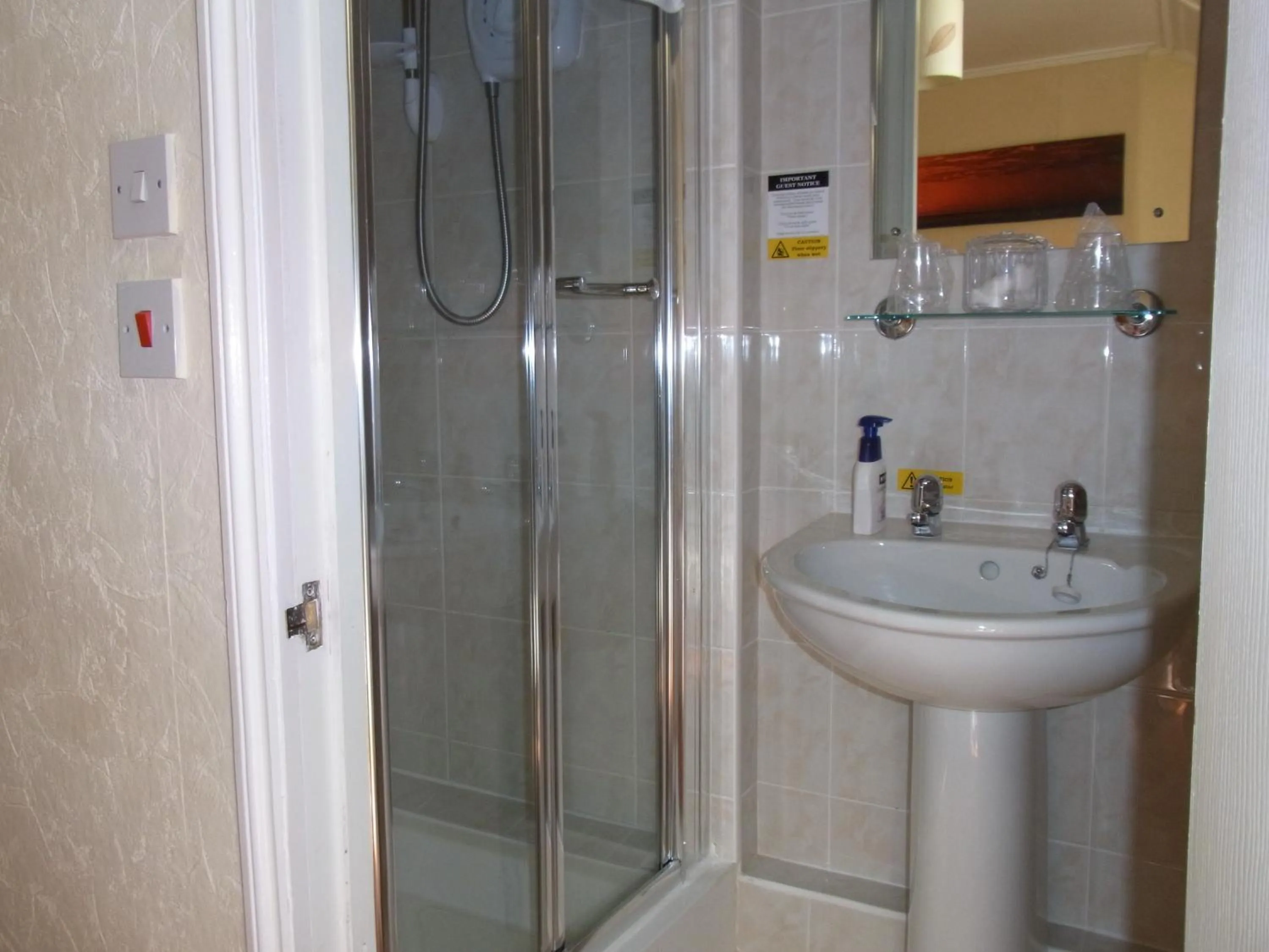 Bathroom in Beecroft Lodge