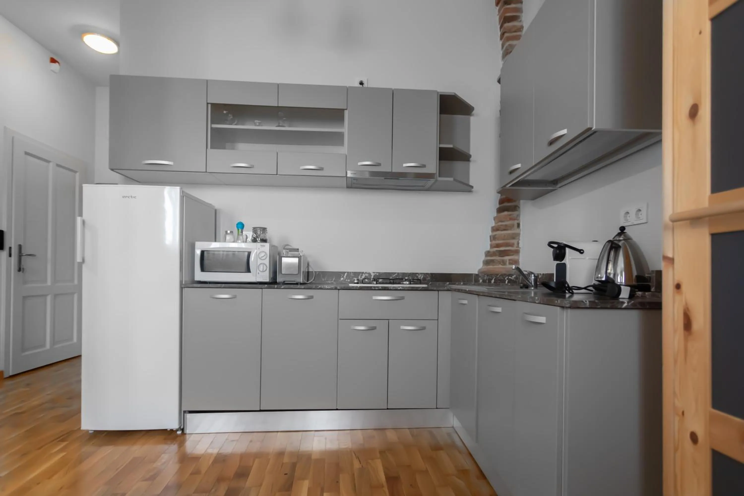 YellowBoot Aparthotel