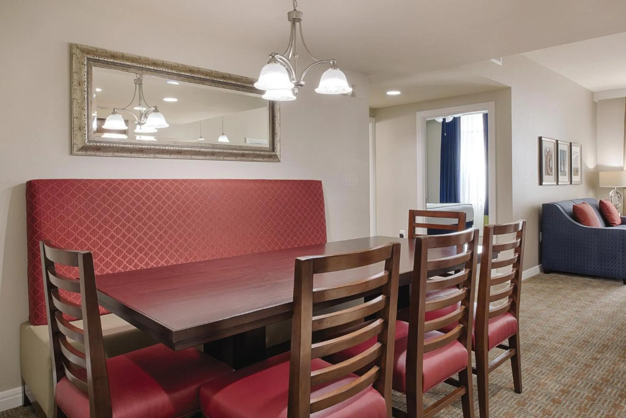 Food and drinks in Club Wyndham National Harbor