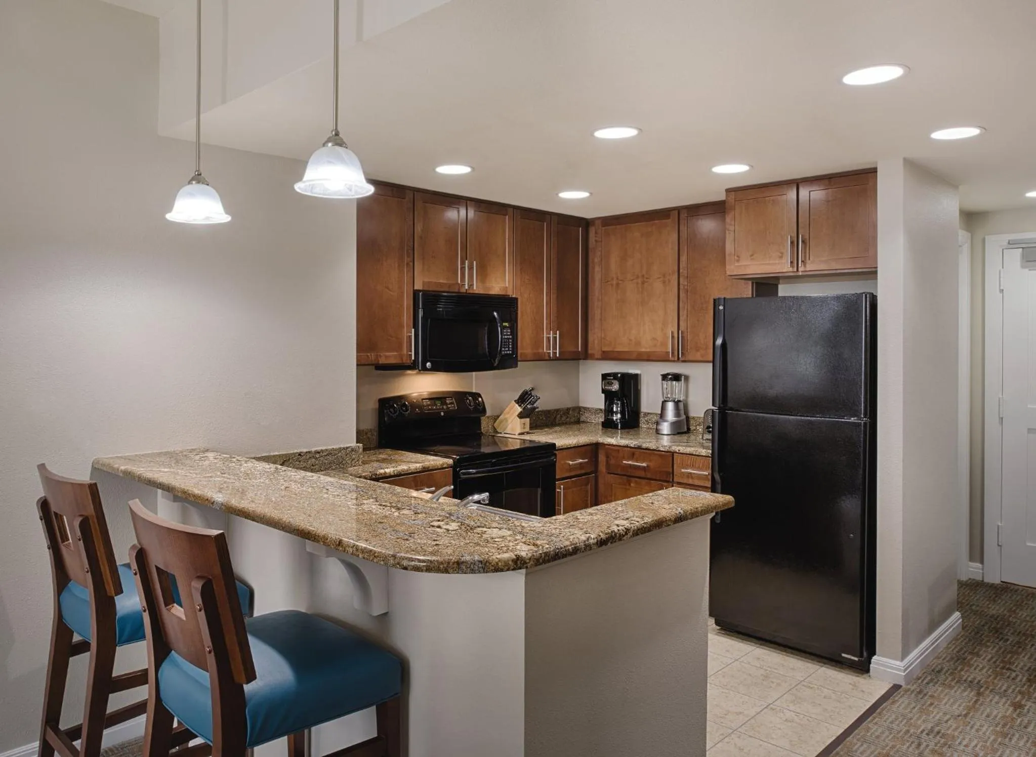 Kitchen or kitchenette in Club Wyndham National Harbor
