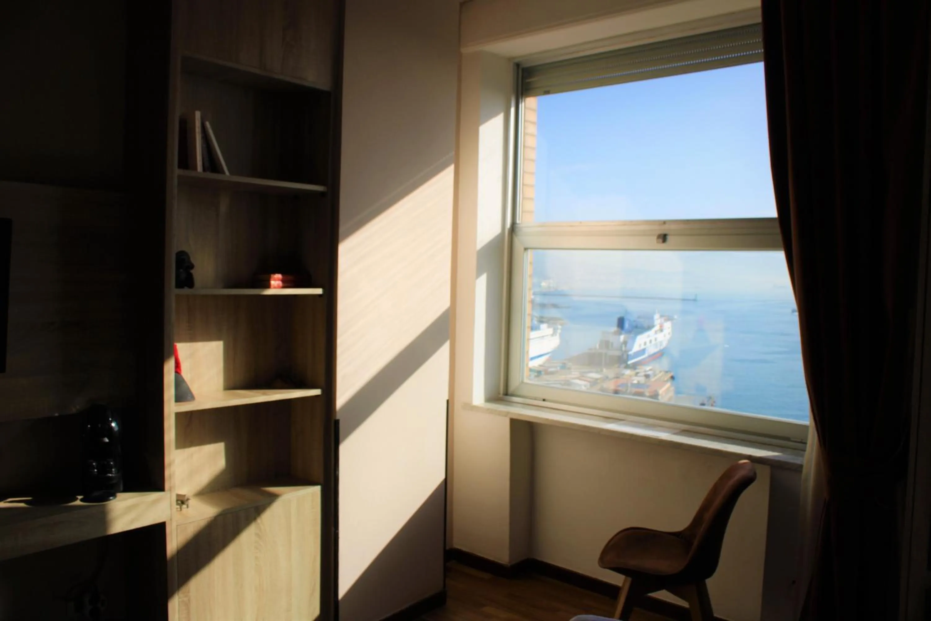 Sea view in De Gasperi 55 - By Pera Rooms Collection