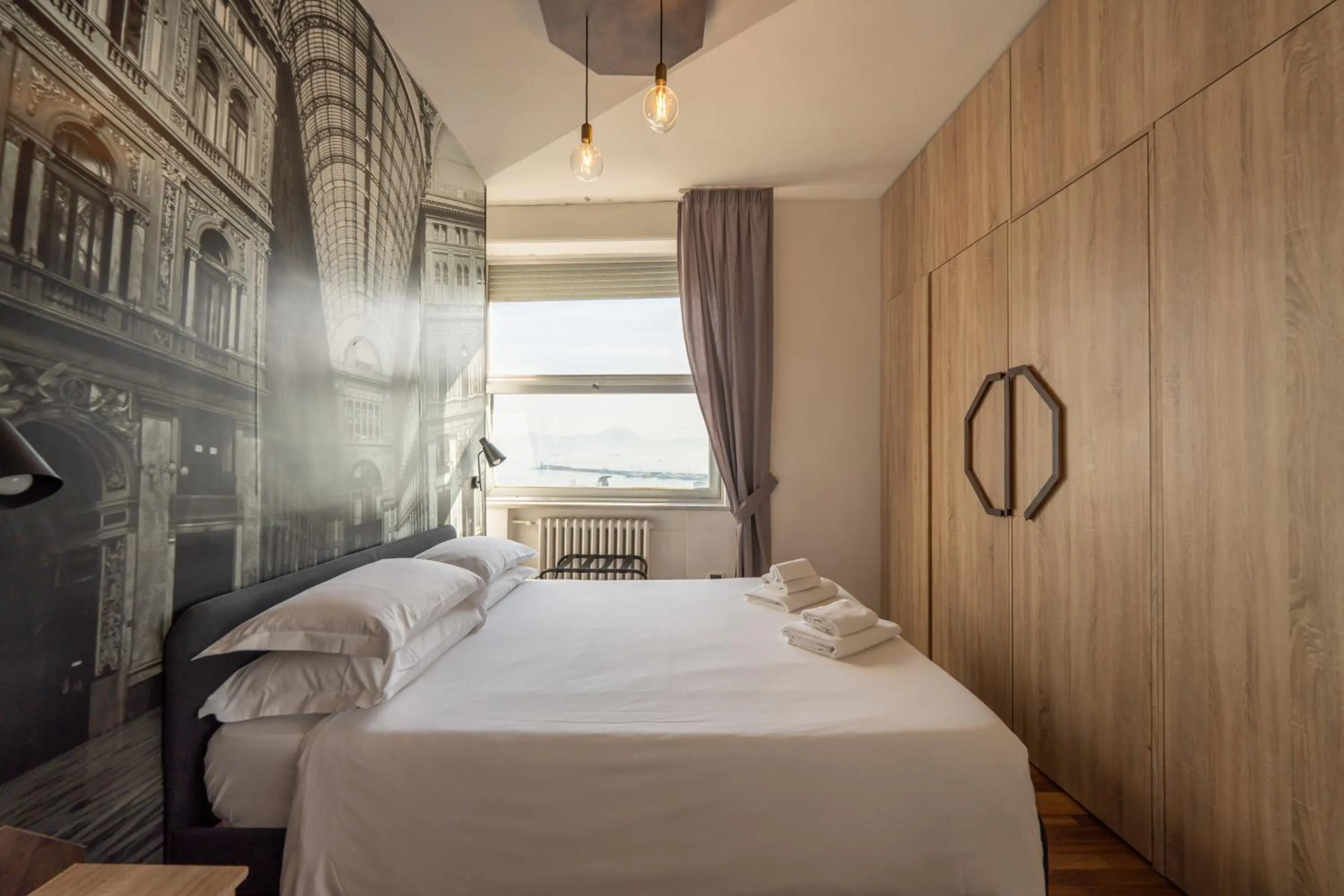 Bed in De Gasperi 55