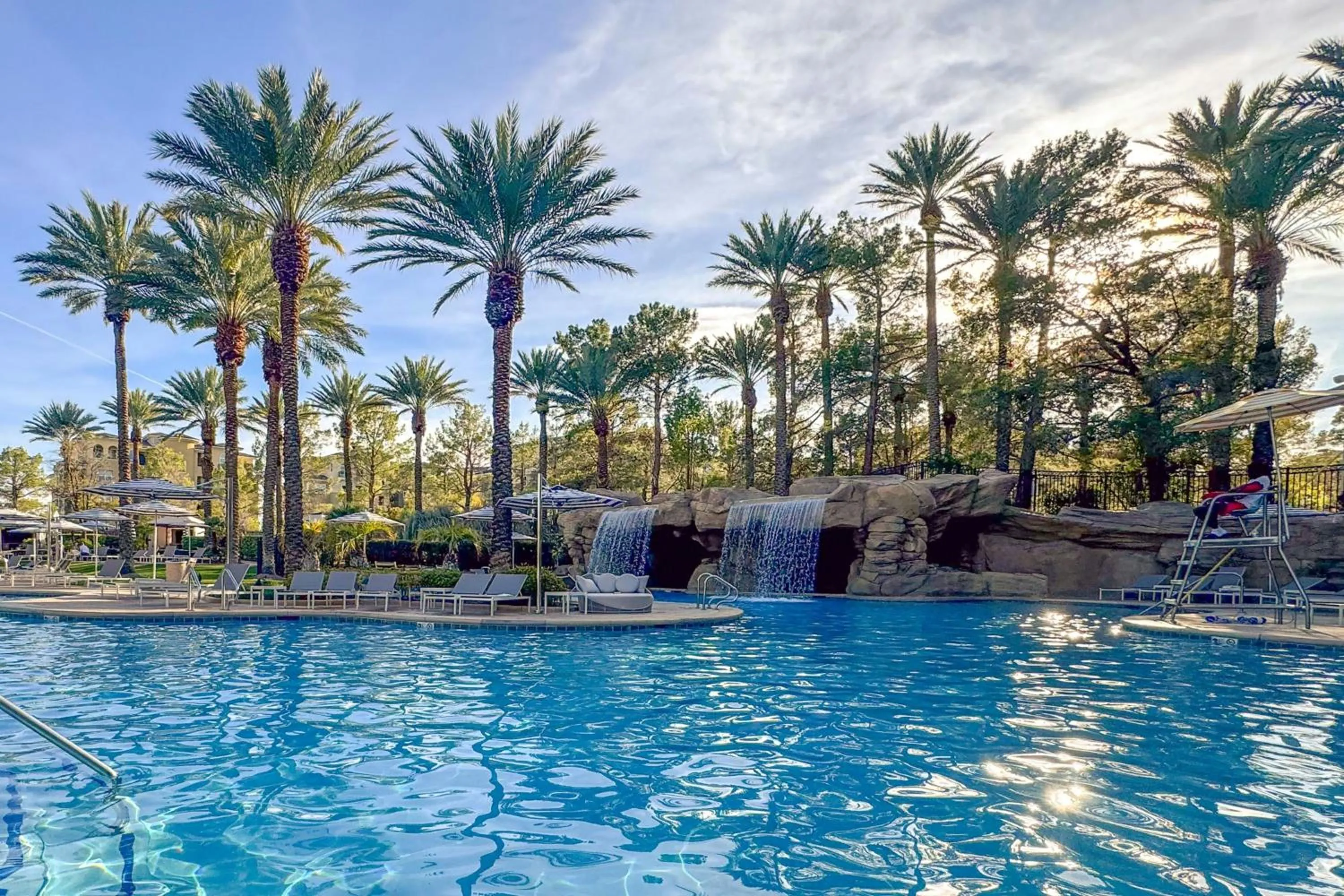 Swimming pool in JW Marriott Las Vegas Resort & Spa