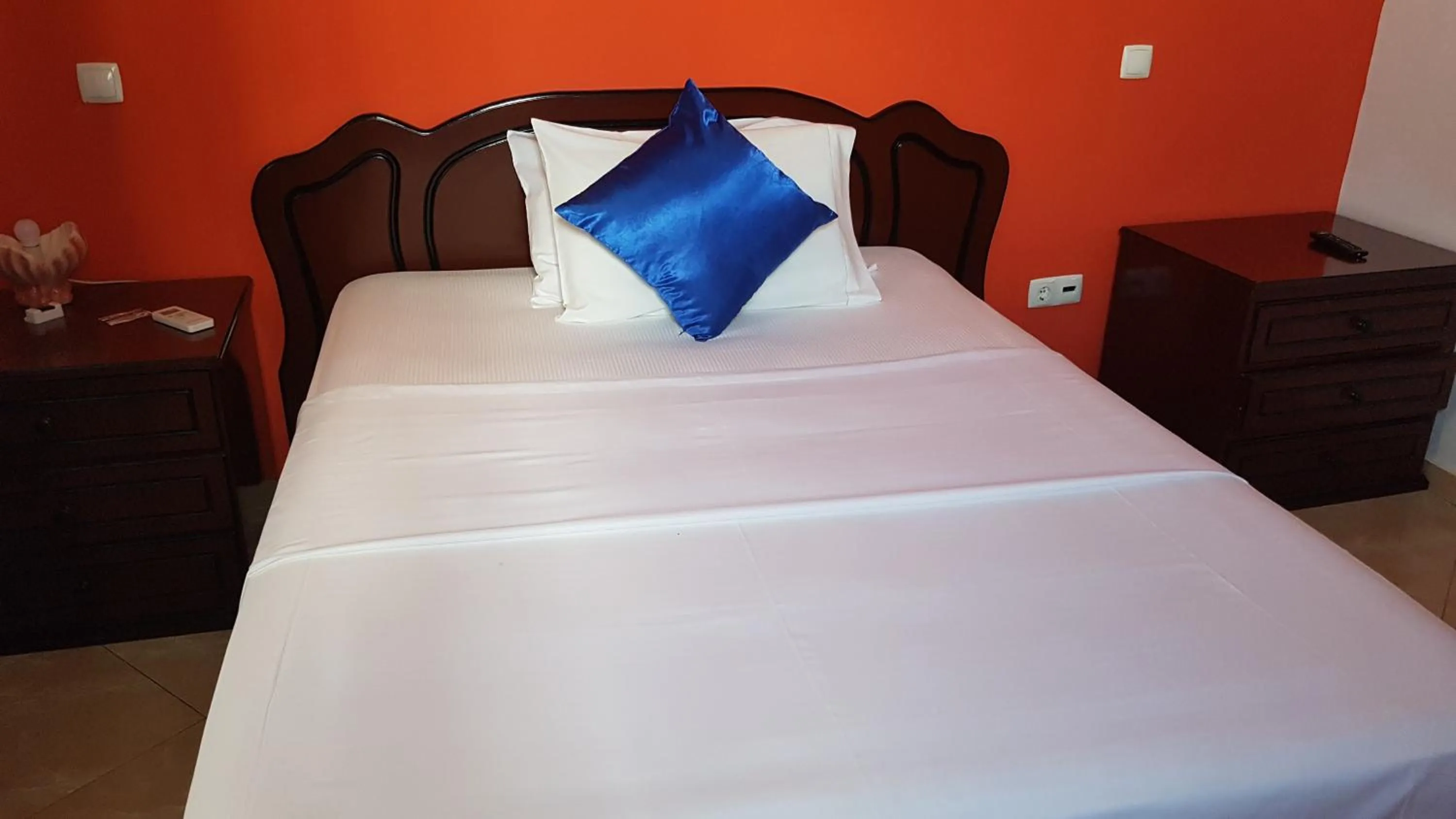 Bed in Hotel Ocean View & Restaurante Seafood