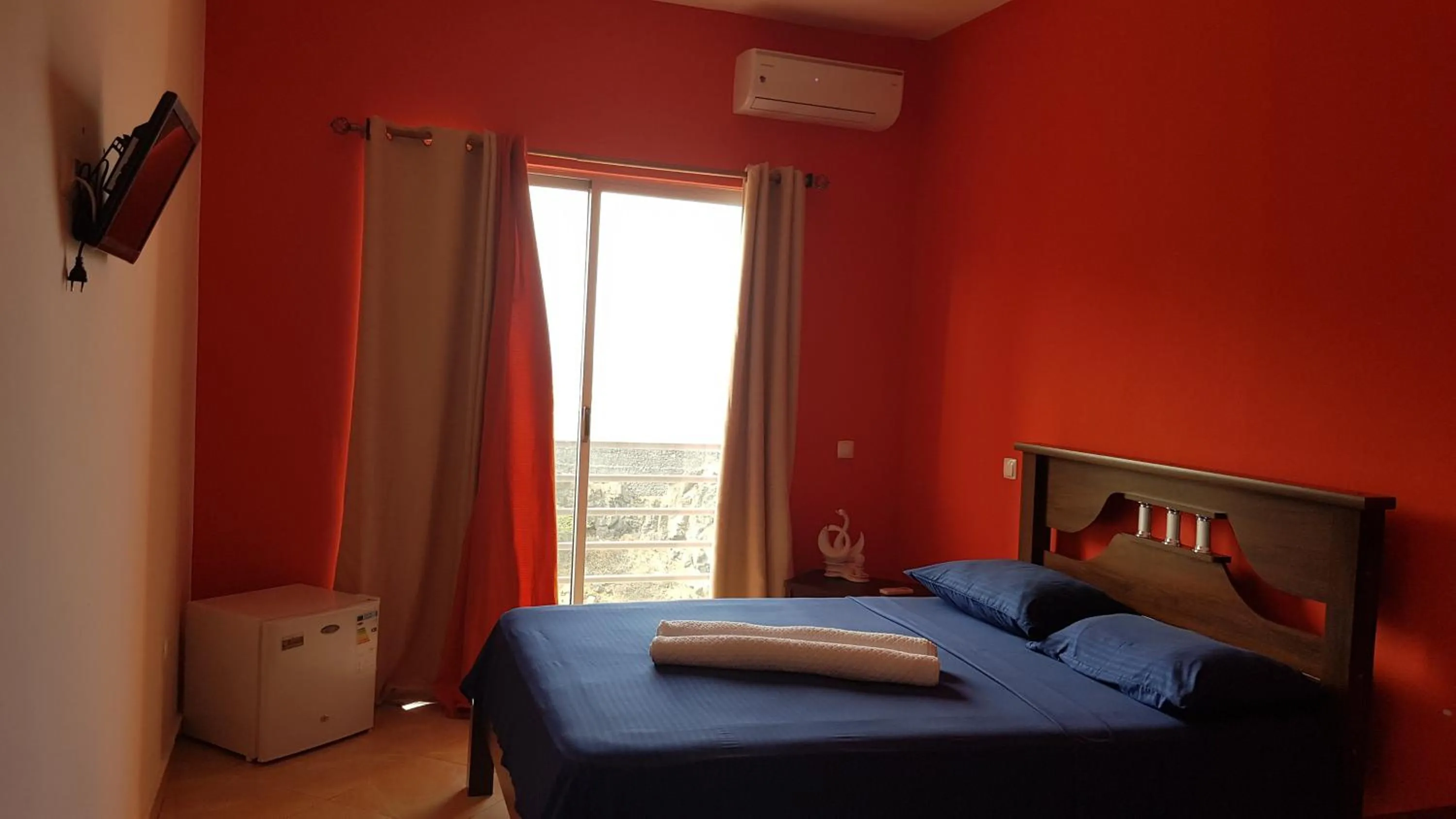 Bed in Hotel Ocean View & Restaurante Seafood