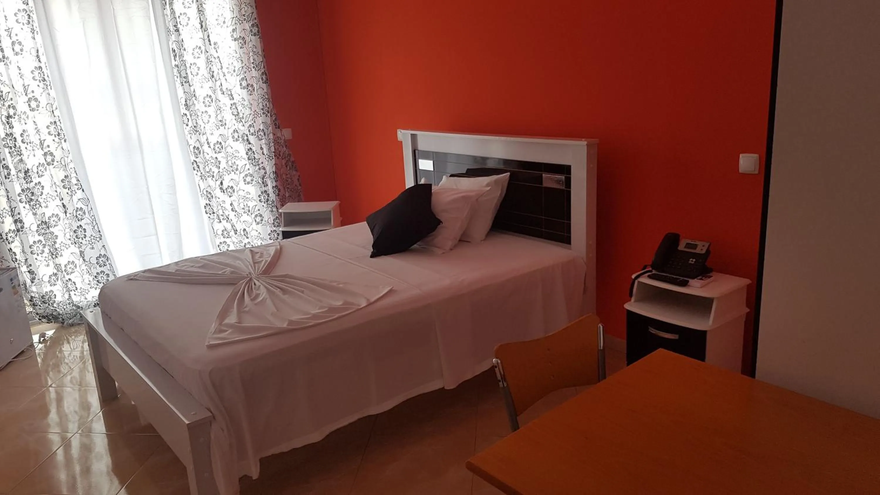 Bed in Hotel Ocean View & Restaurante Seafood