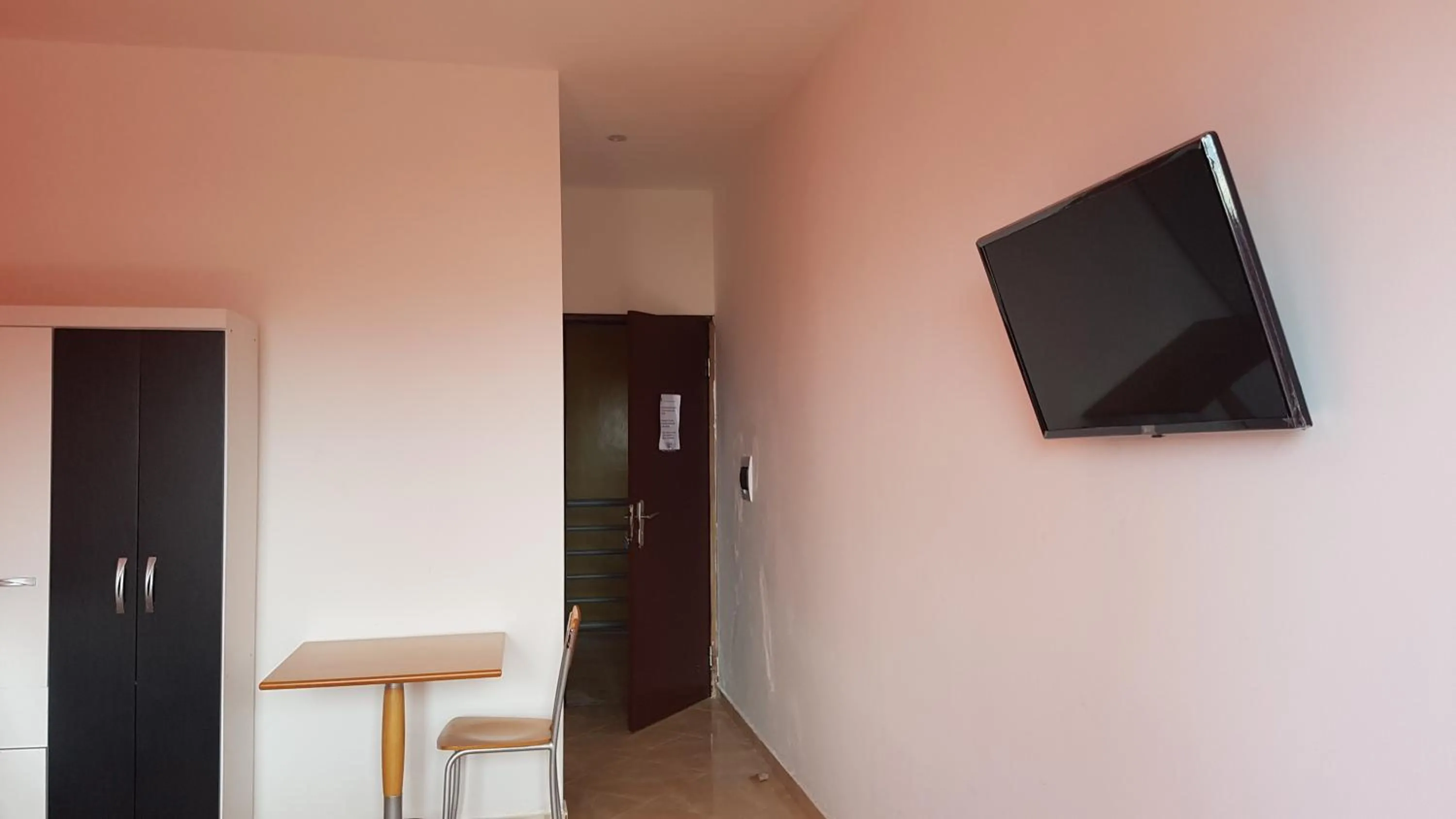TV and multimedia in Hotel Ocean View & Restaurante Seafood