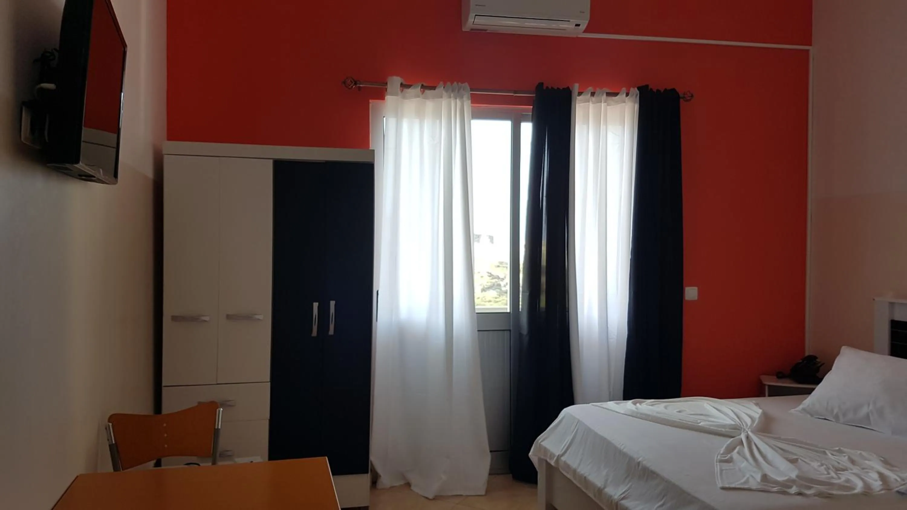 Bed in Hotel Ocean View & Restaurante Seafood