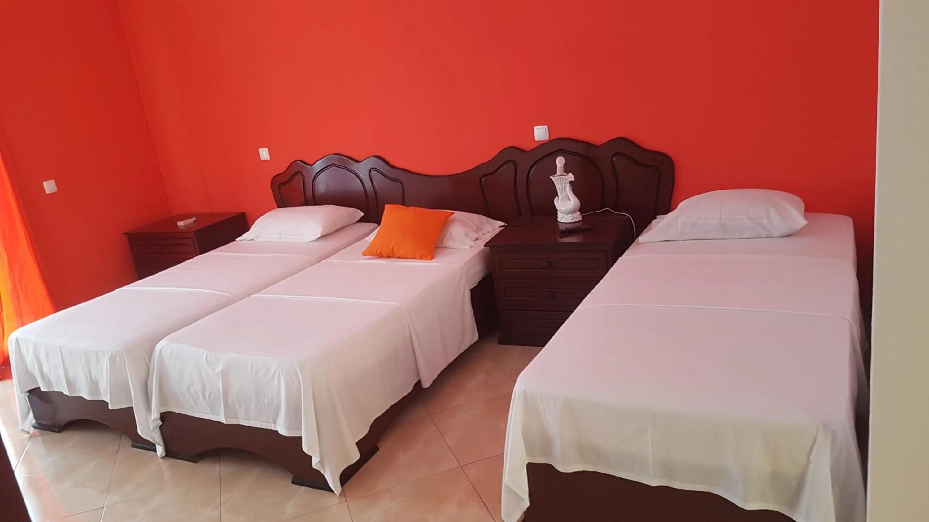Bed in Hotel Ocean View & Restaurante Seafood