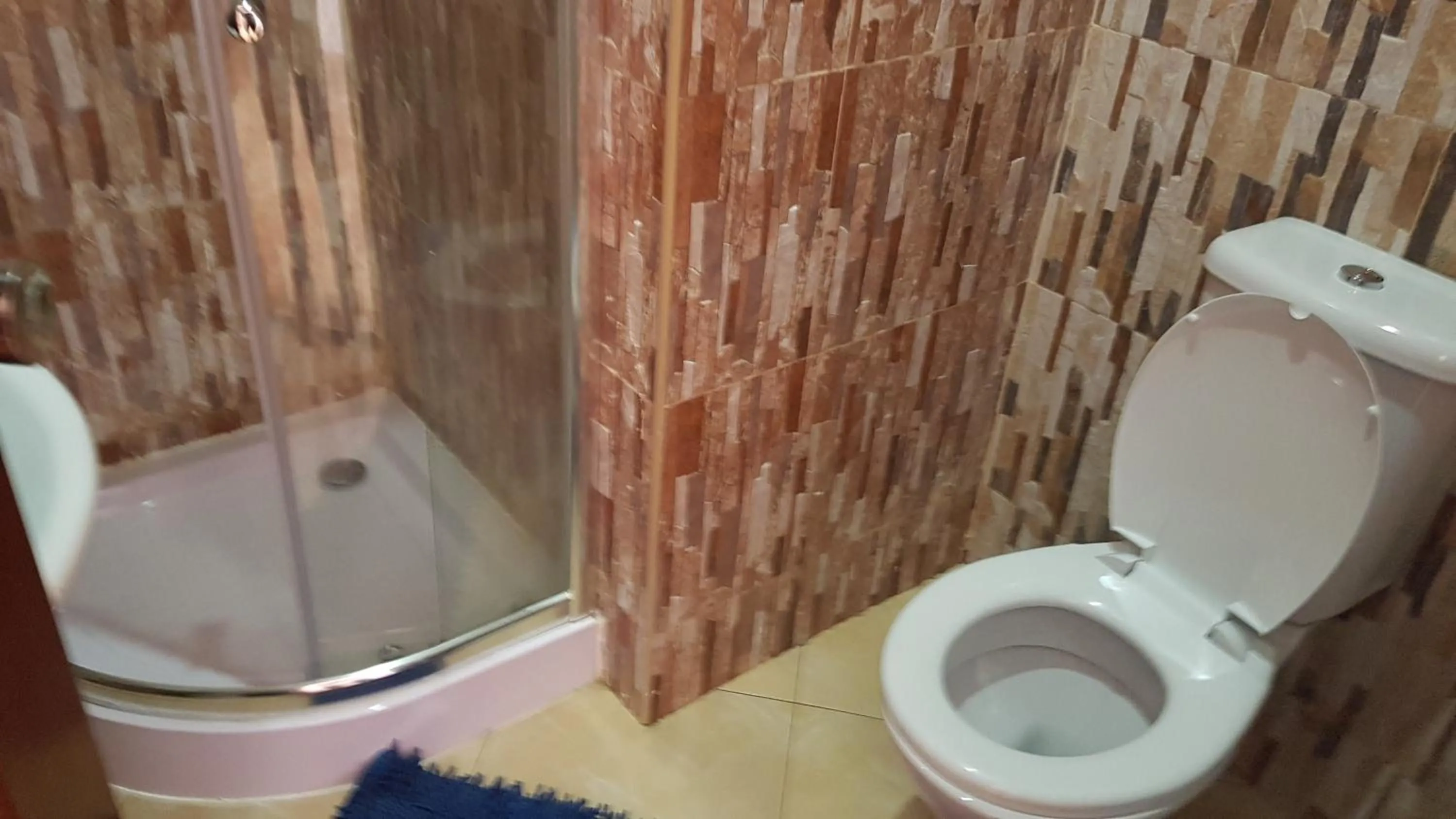 Shower in Hotel Ocean View & Restaurante Seafood