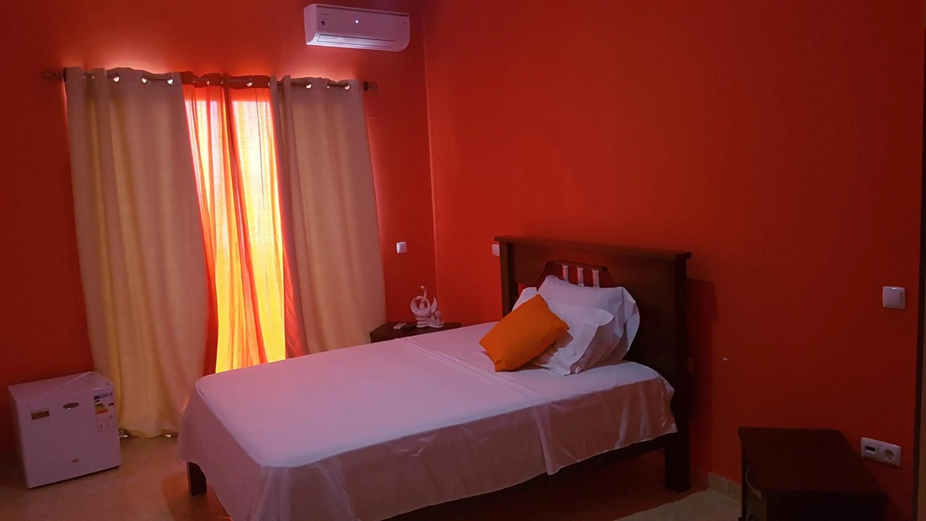 Bed in Hotel Ocean View & Restaurante Seafood