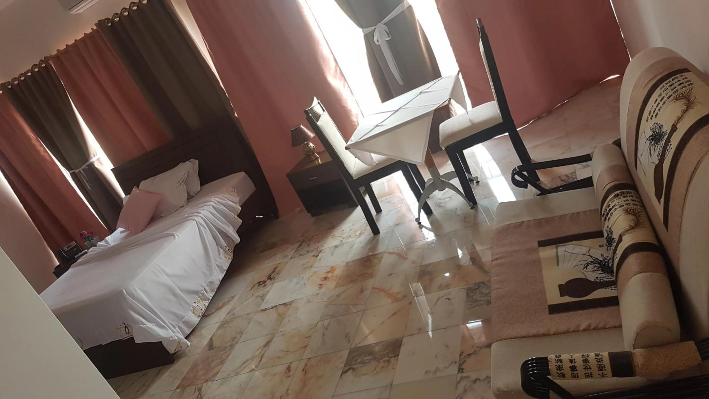 Living room, Bed in Hotel Ocean View & Restaurante Seafood