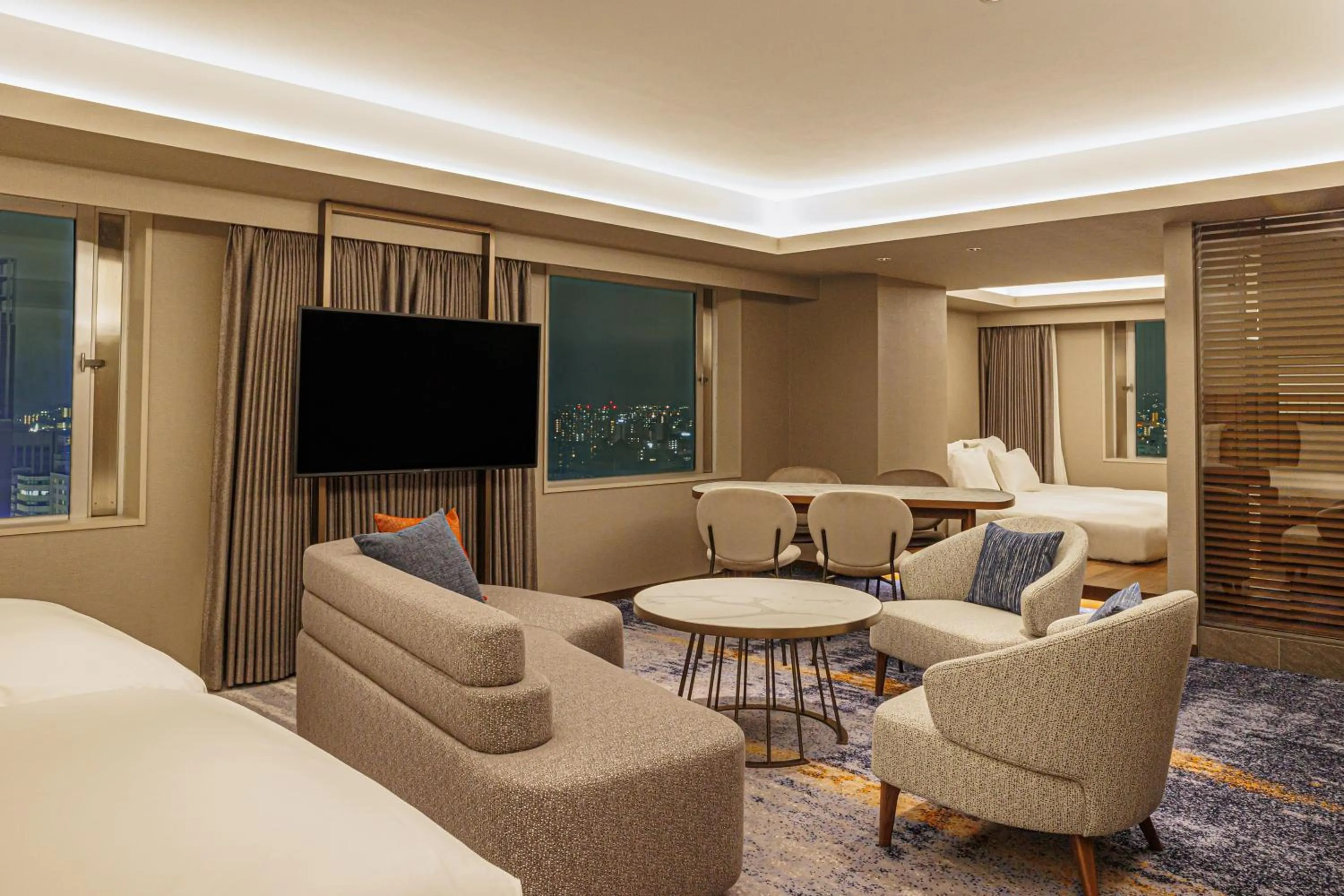 Photo of the whole room in ANA Crowne Plaza Hiroshima by IHG