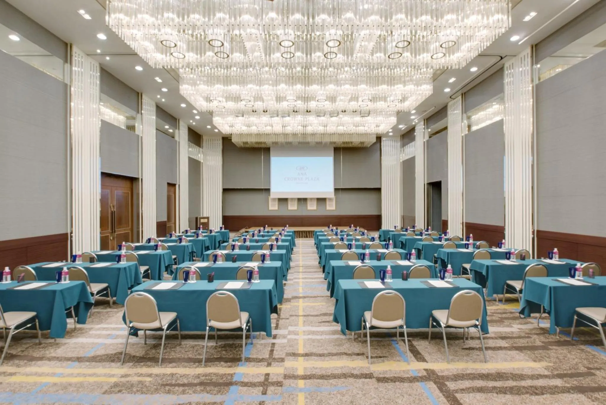 Meeting/conference room in ANA Crowne Plaza Hiroshima by IHG